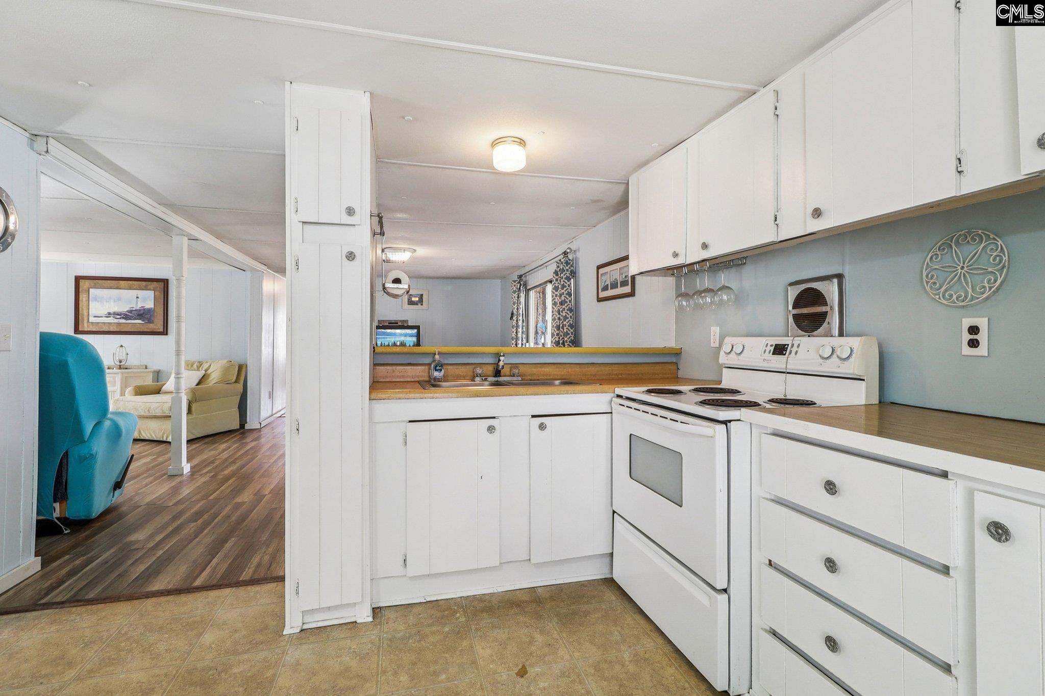 1046 Blacksgate East Road Prosperity, SC 29127