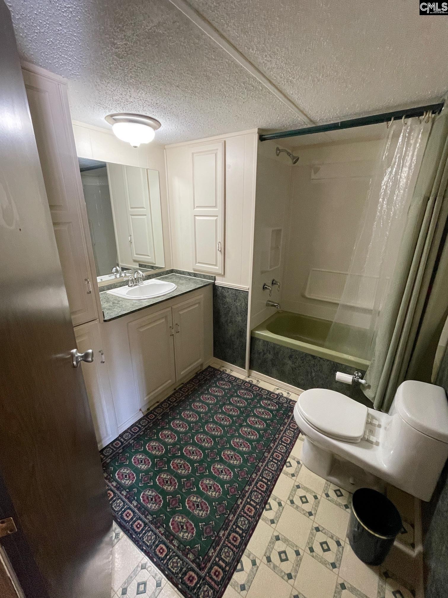 1704 Thunderwood Road Lugoff, SC 29078