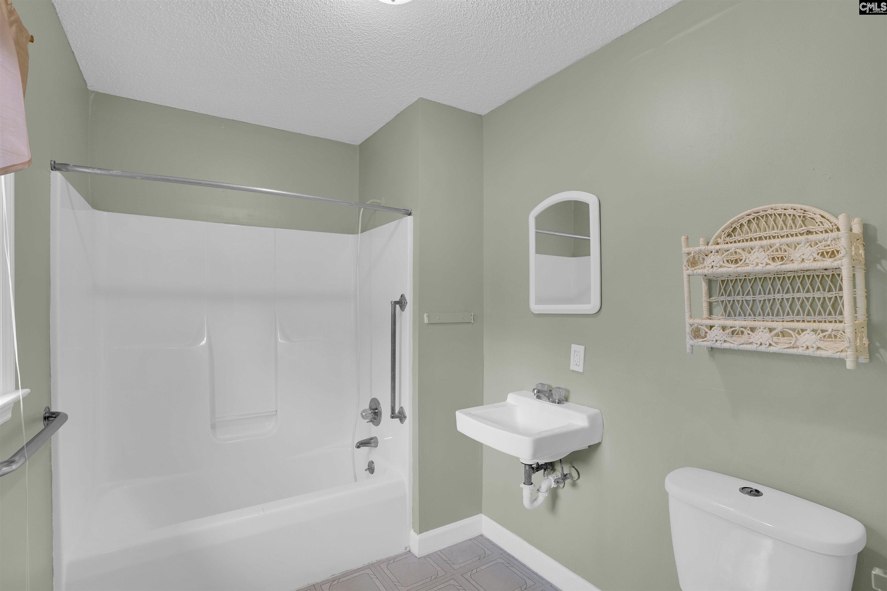 2306 Forrest Street Cayce, SC 29033