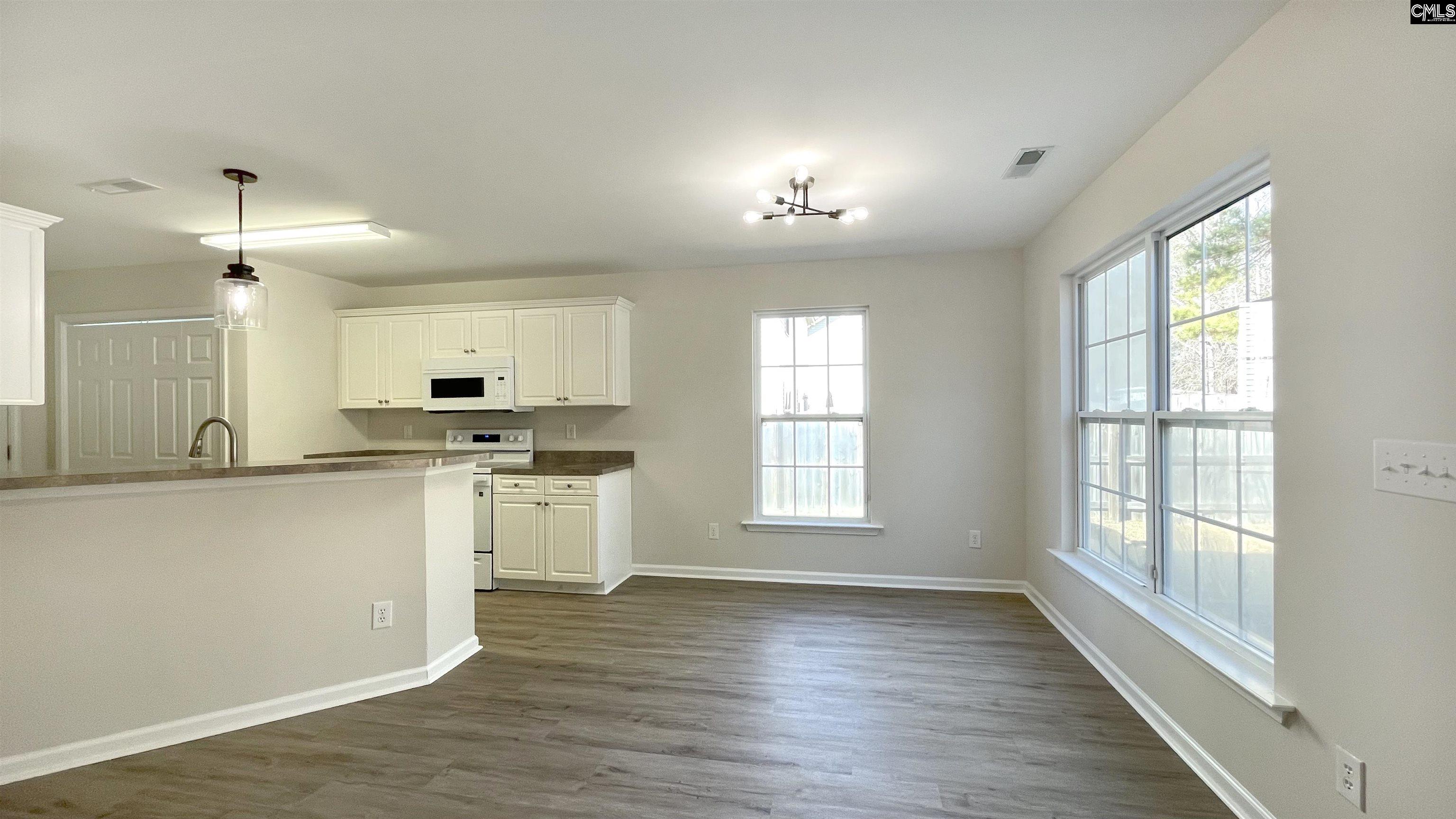 836 White Fawn Drive Hopkins, SC 29061