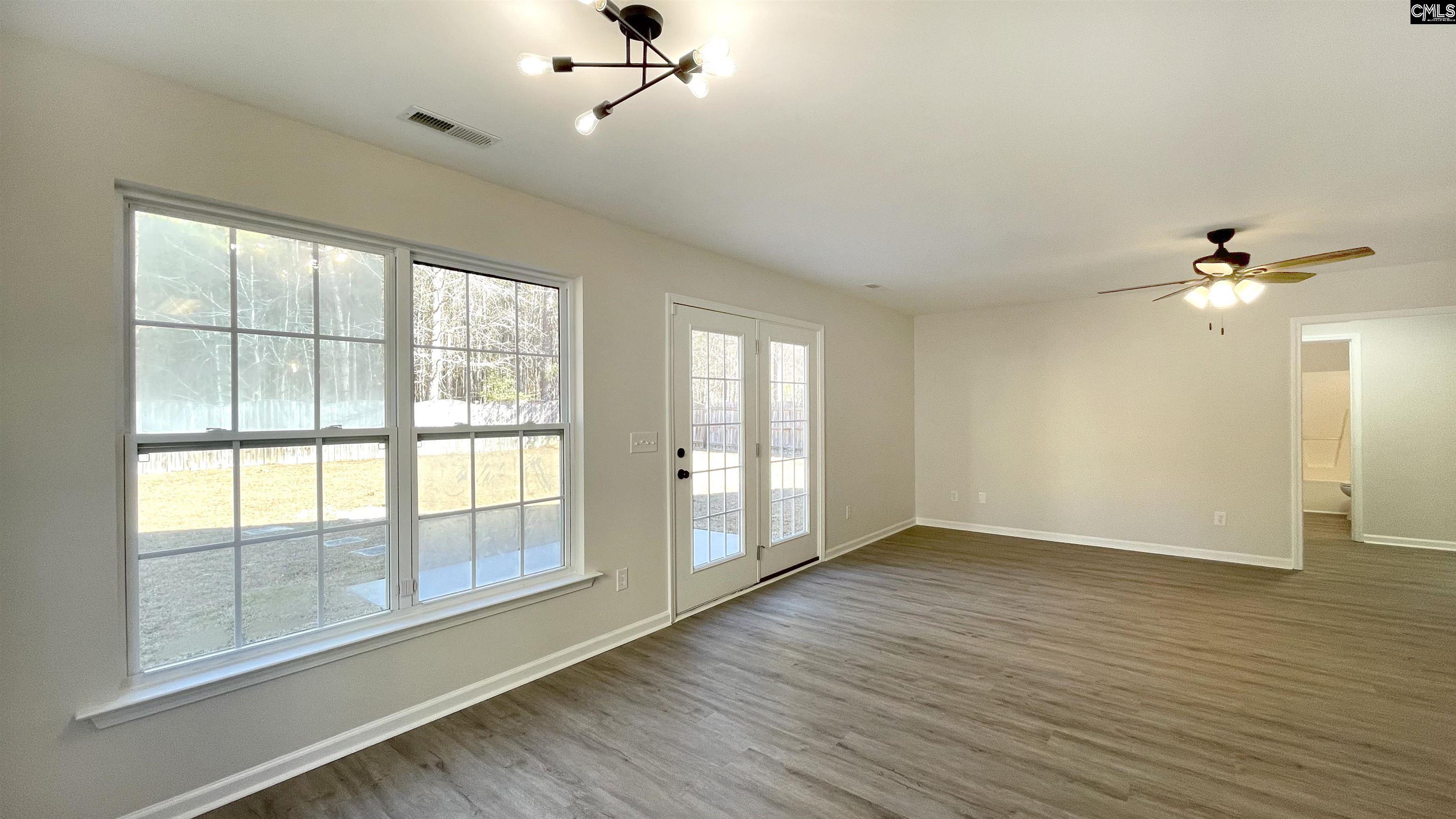 836 White Fawn Drive Hopkins, SC 29061