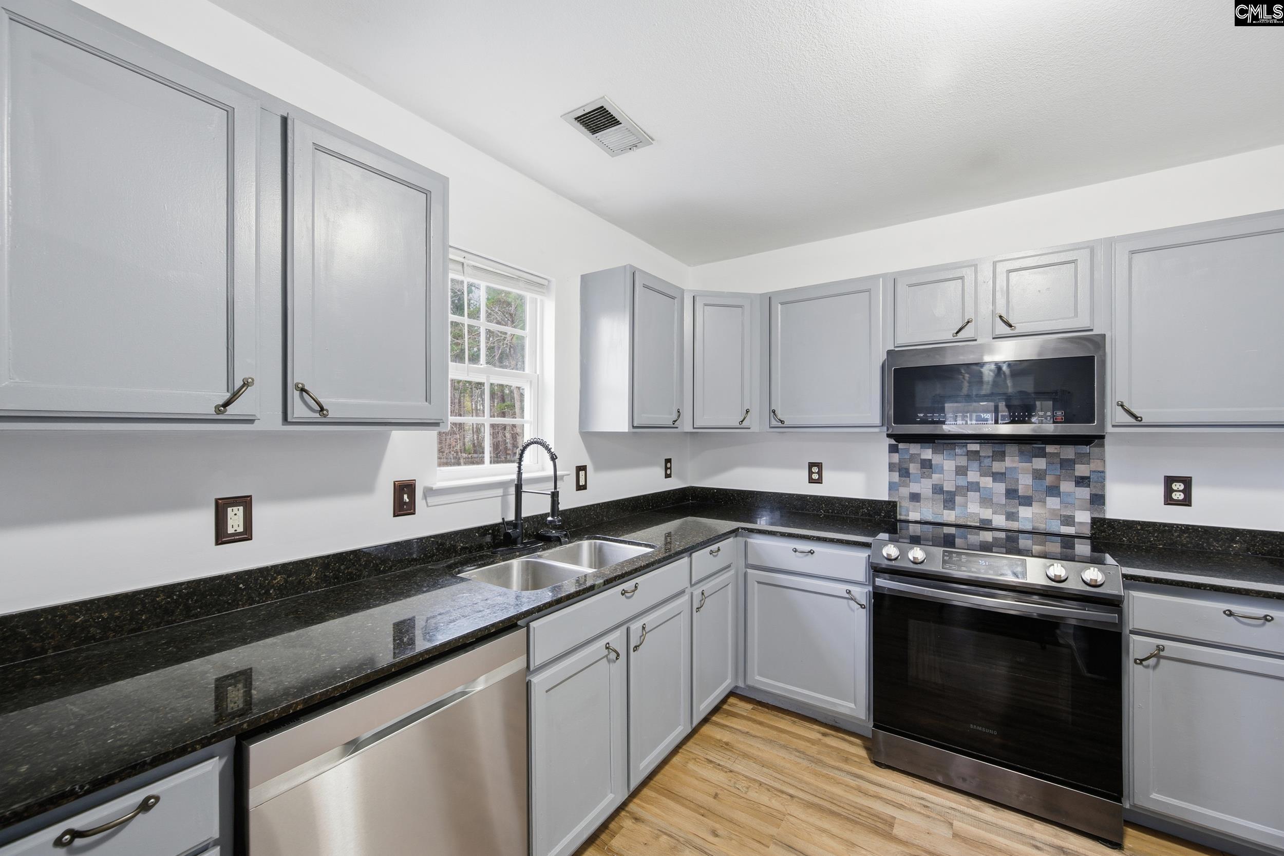 492 Denman Loop Columbia, SC 29229