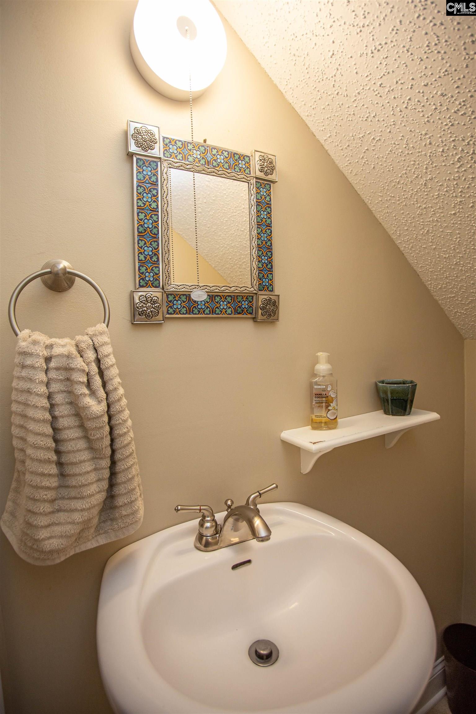 9 Bushnell Court Lugoff, SC 29078-0000