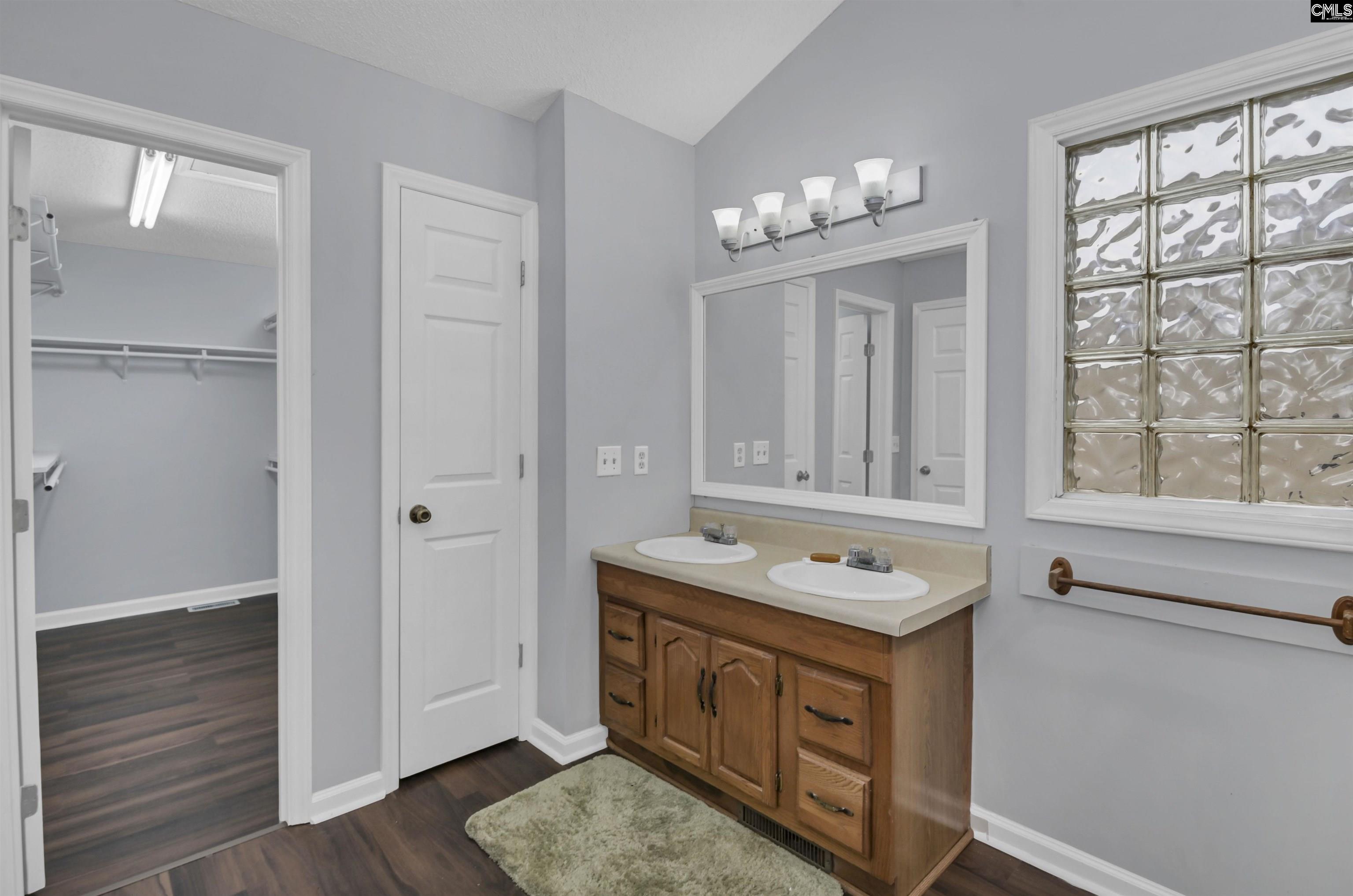 123 Westshire Place Columbia, SC 29210-4663