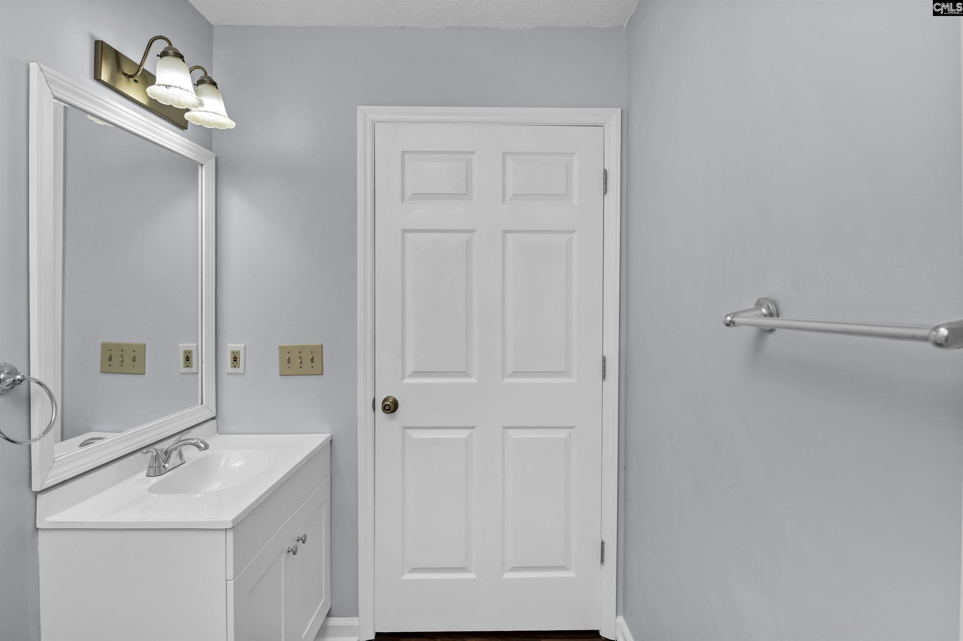 123 Westshire Place Columbia, SC 29210-4663