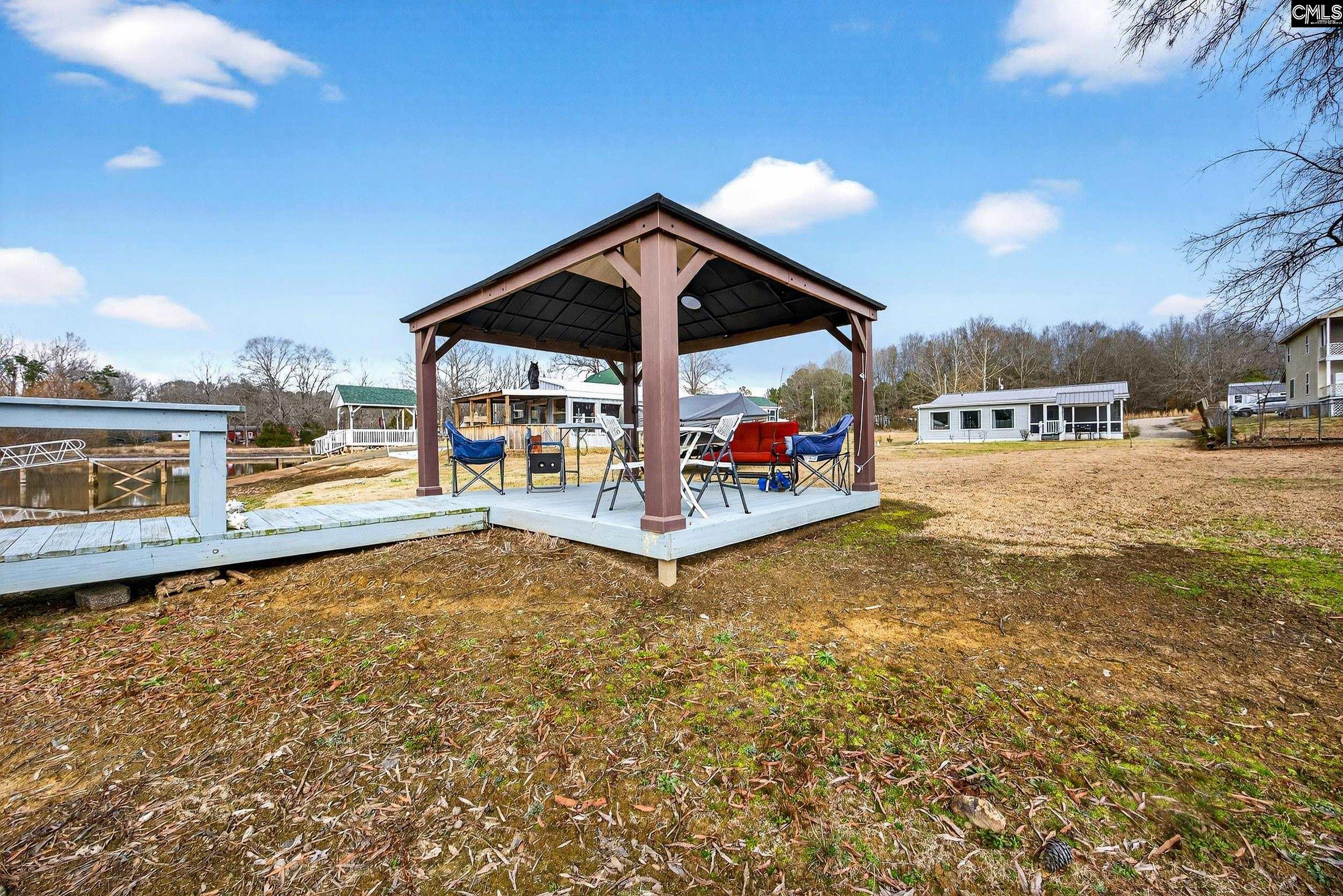1037 Natures Cove Road Saluda, SC 29138