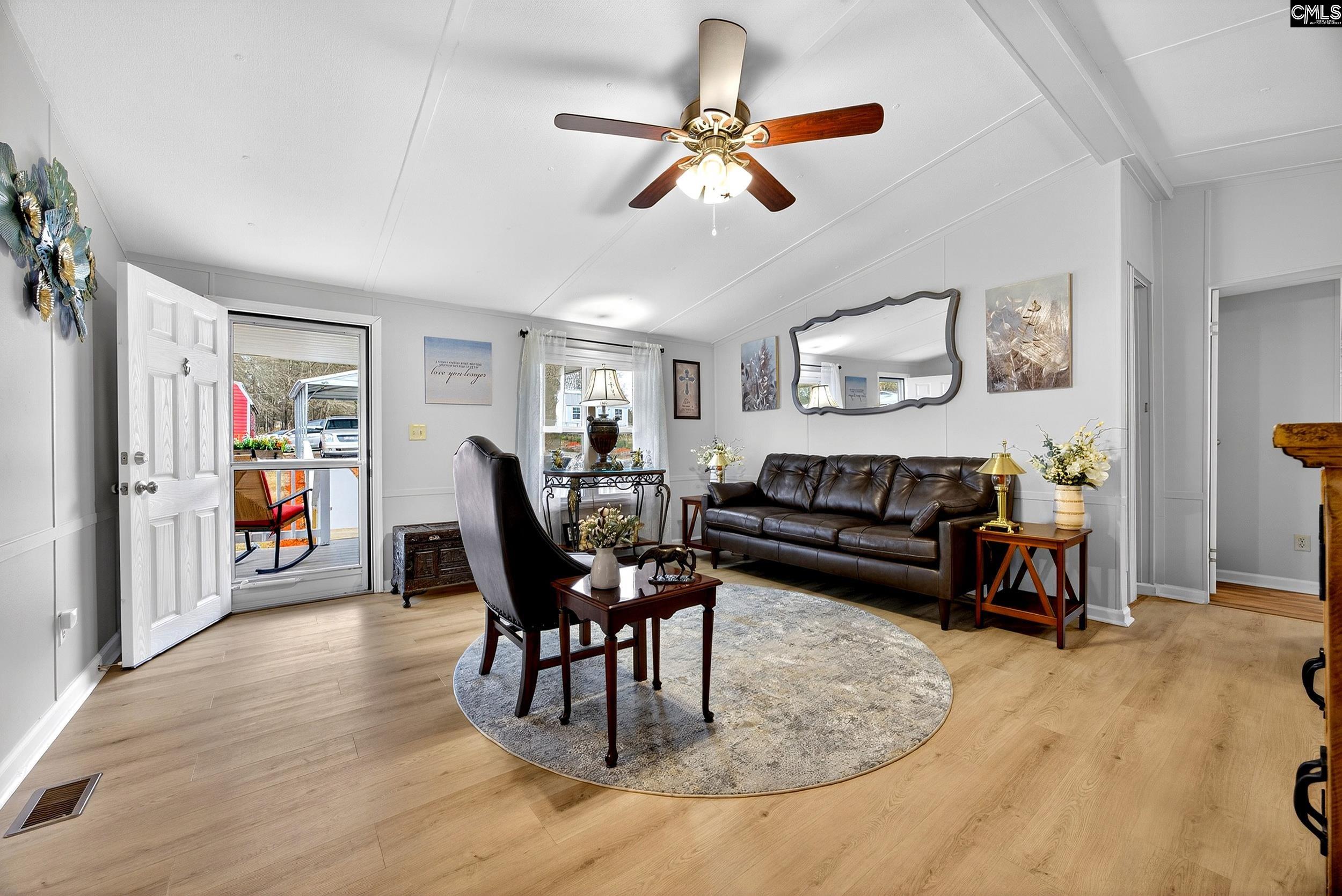 1037 Natures Cove Road Saluda, SC 29138