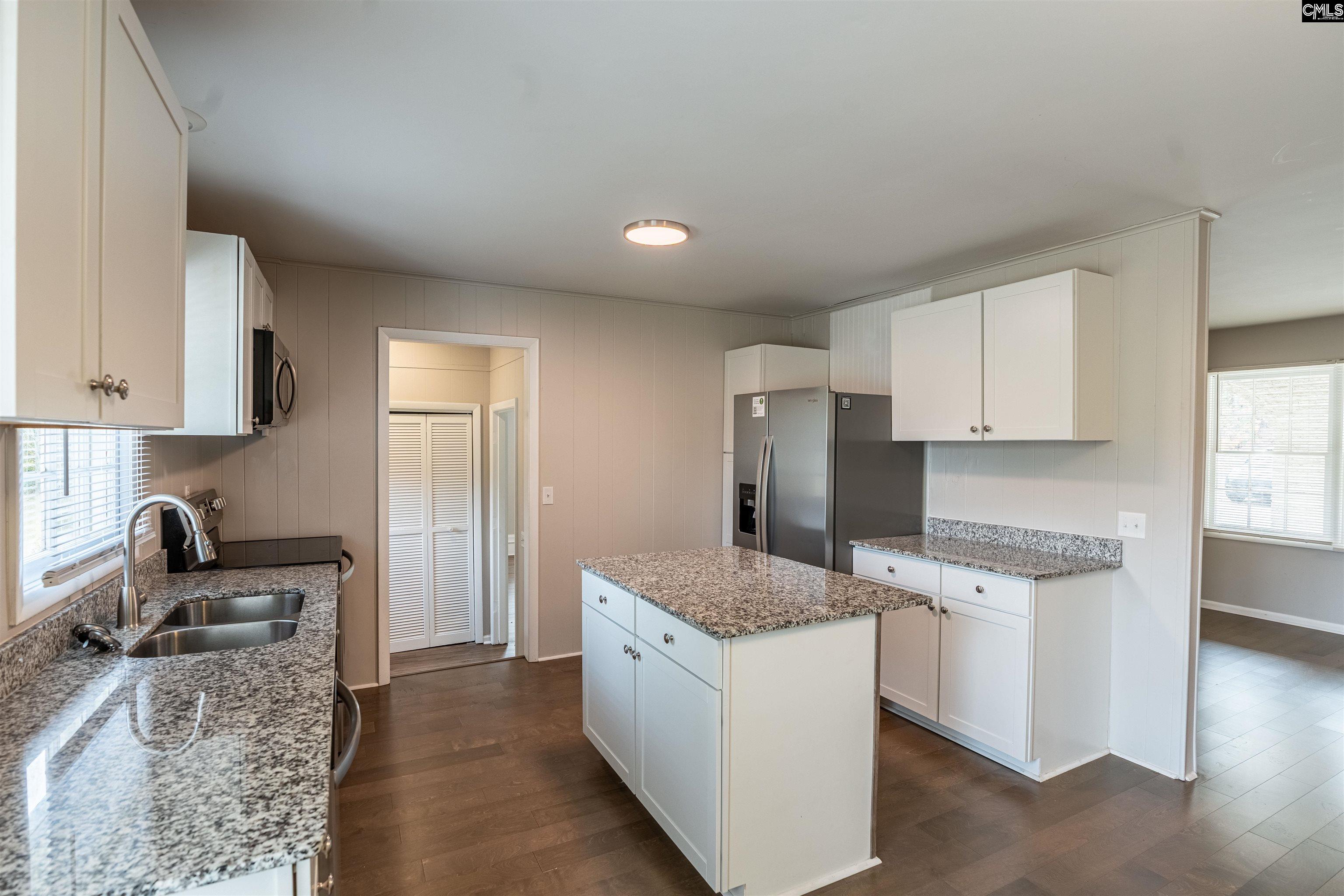 204 Park Road Lexington, SC 29072