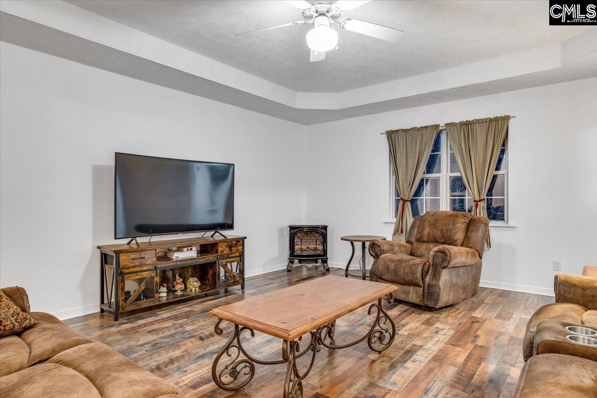 1061 N Highway 25 N Edgefield, SC 29824