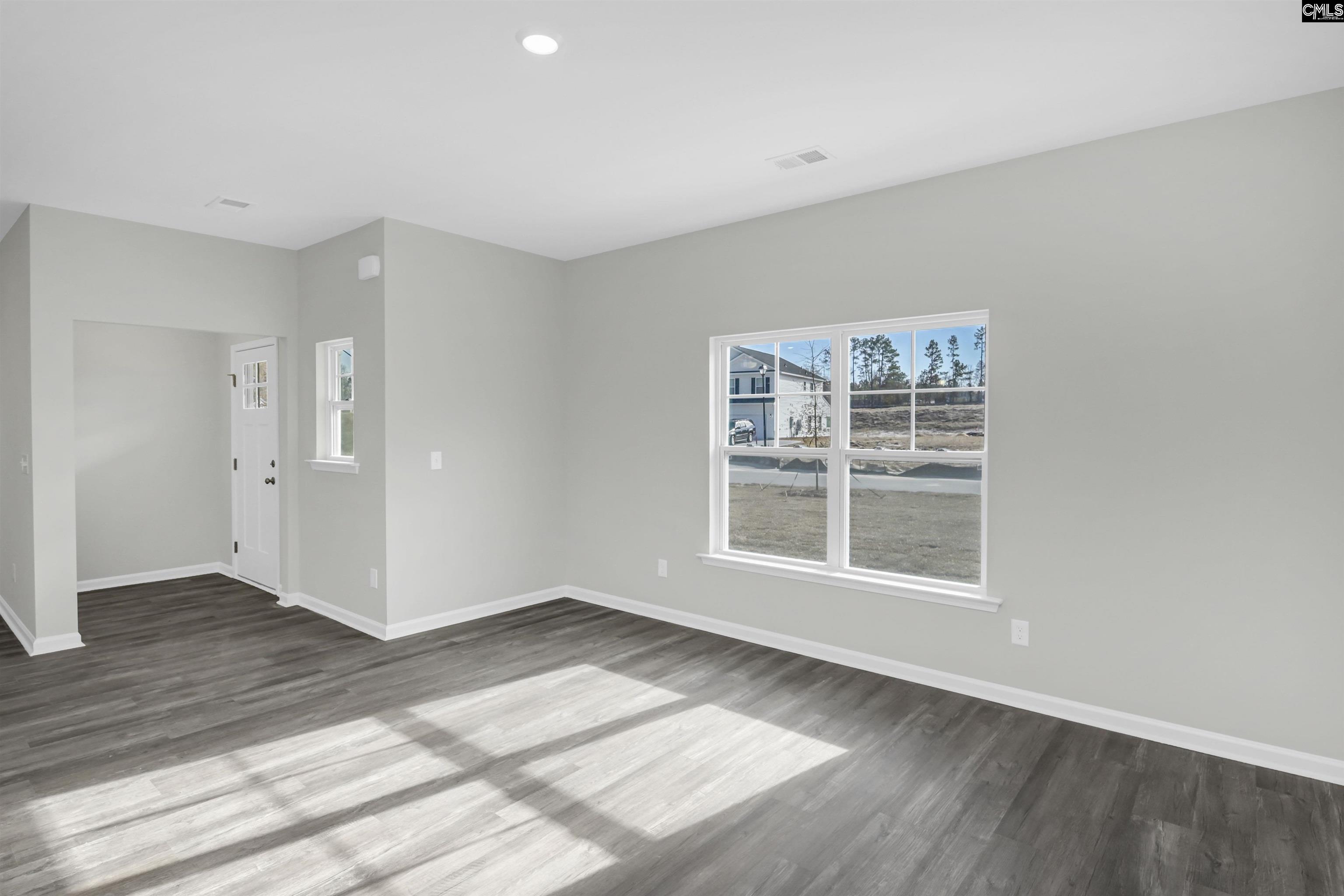 142 Middlesex Court Lugoff, SC 29078