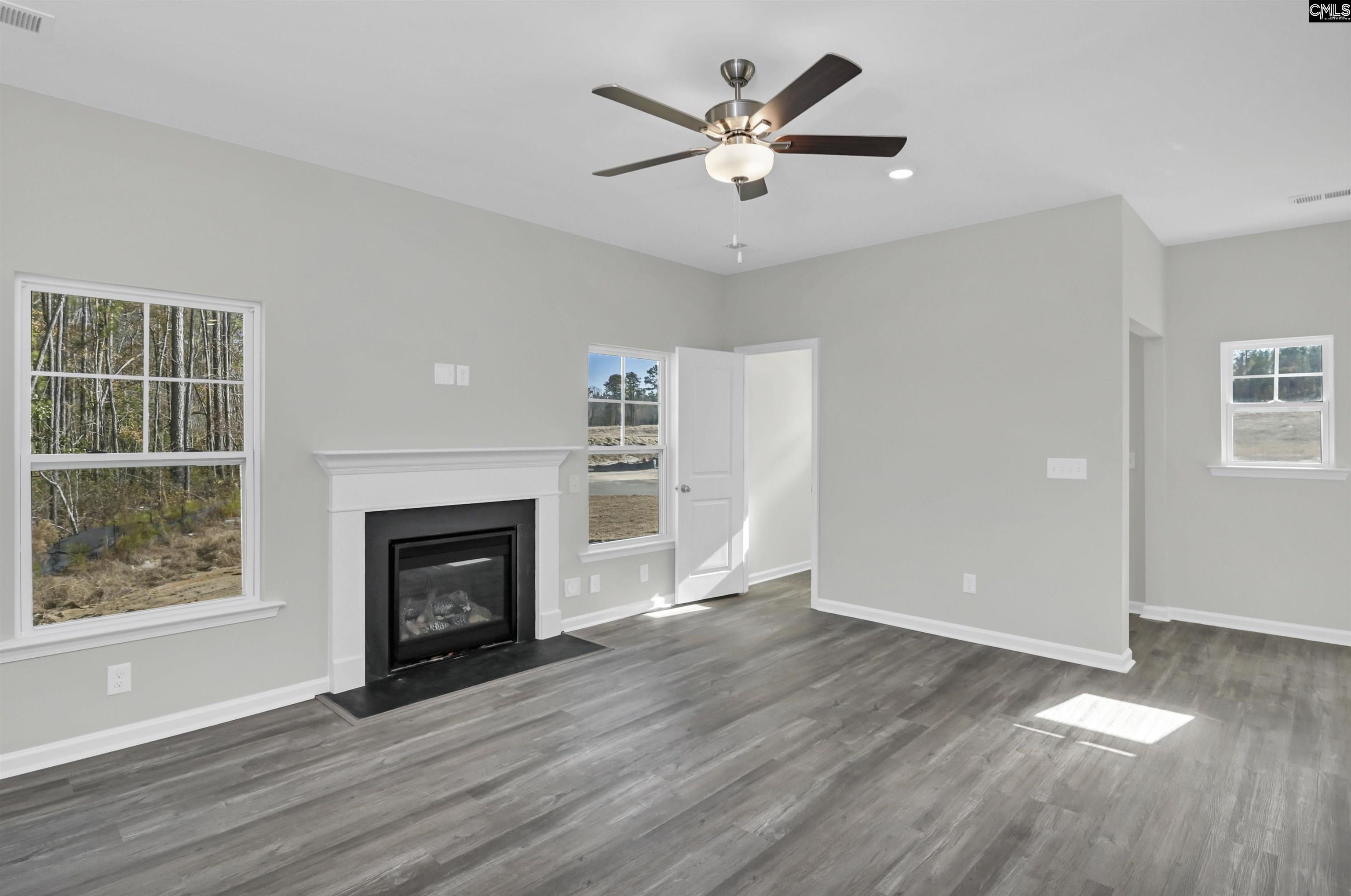 142 Middlesex Court Lugoff, SC 29078