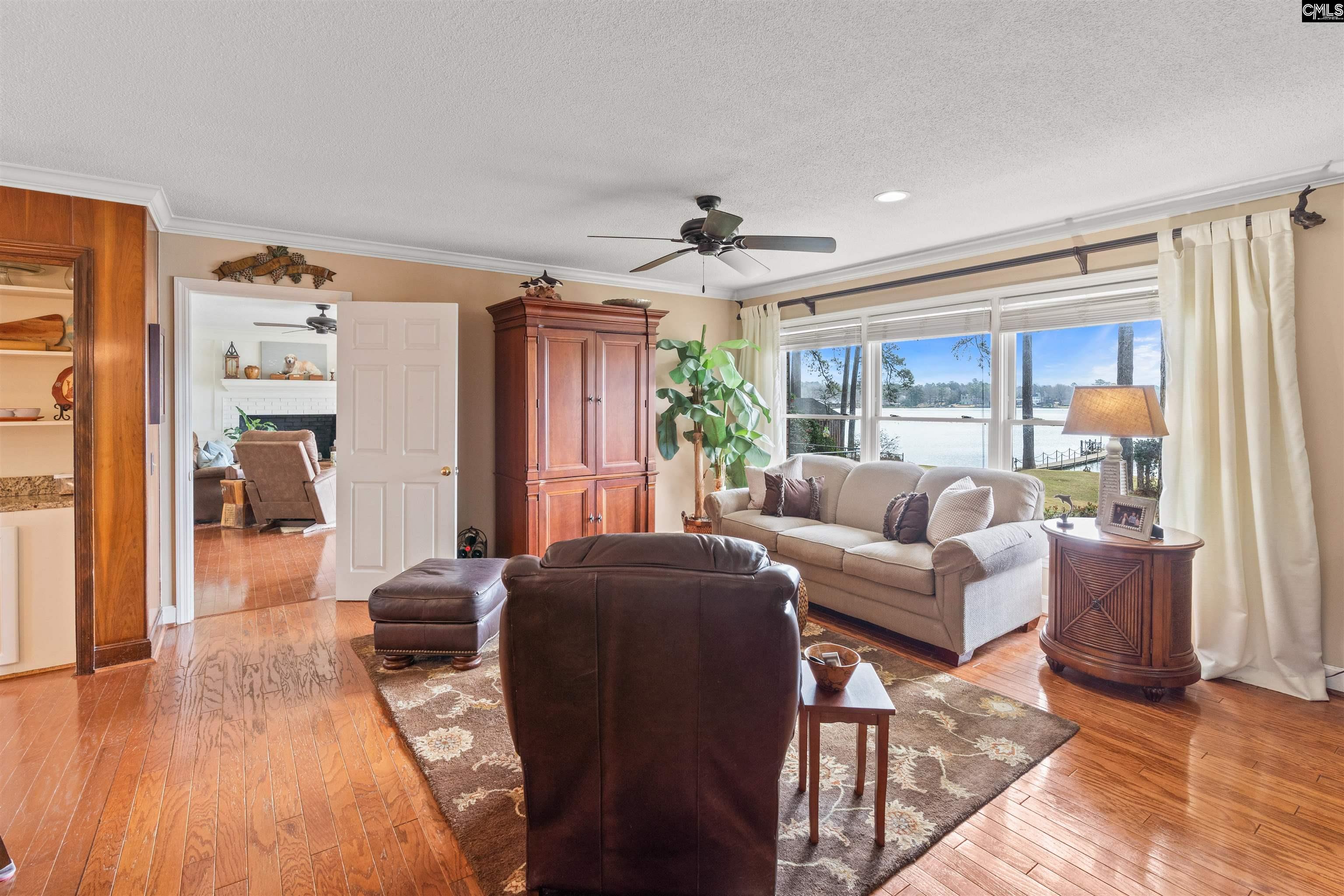 13 East Drive Chapin, SC 29036