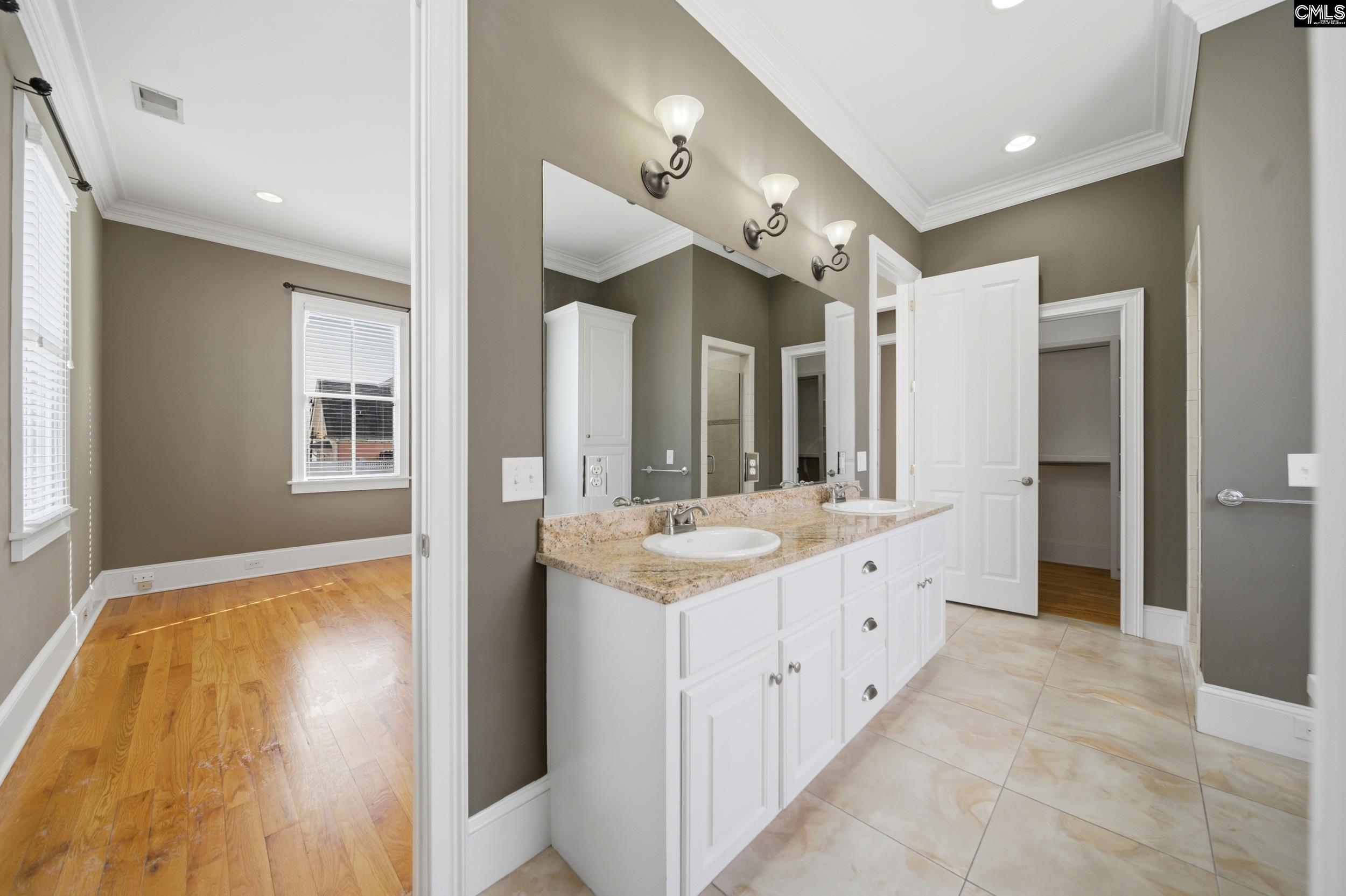 14 Gillon Lane Elgin, SC 29045