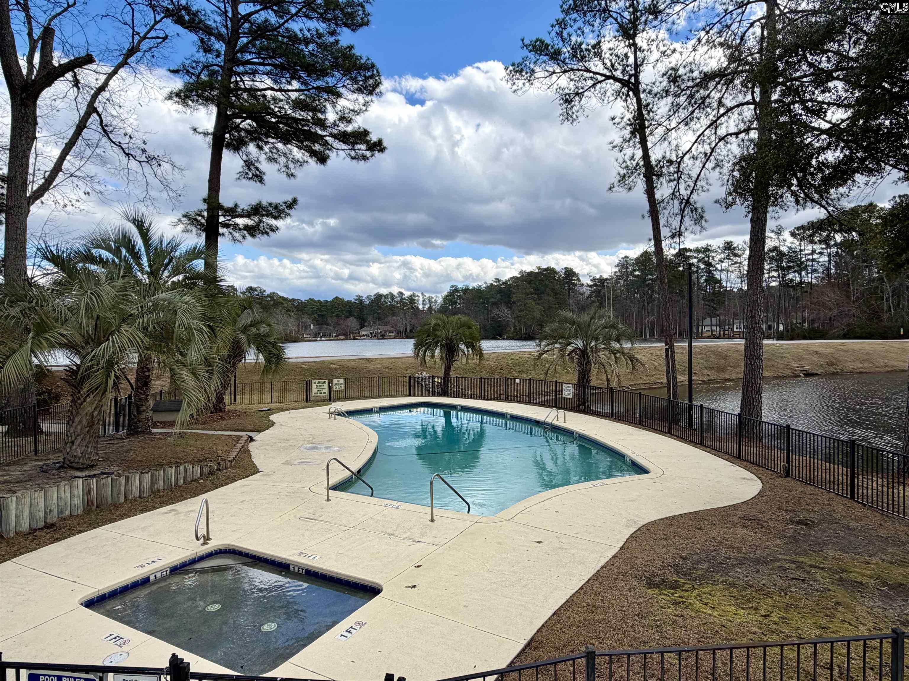74 Ridge Lake Drive Columbia, SC 29209