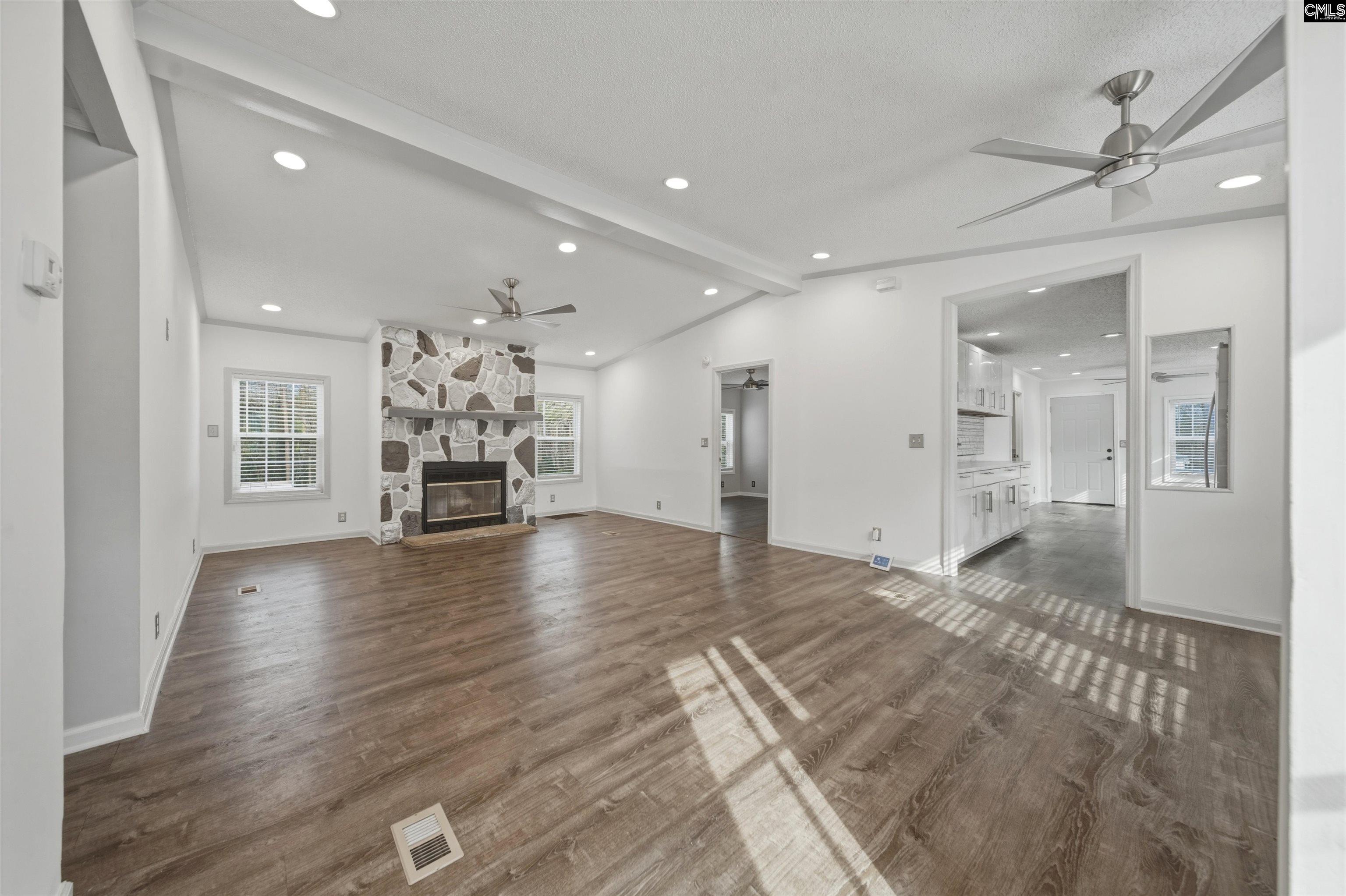 426 East Ridge Lugoff, SC 29078