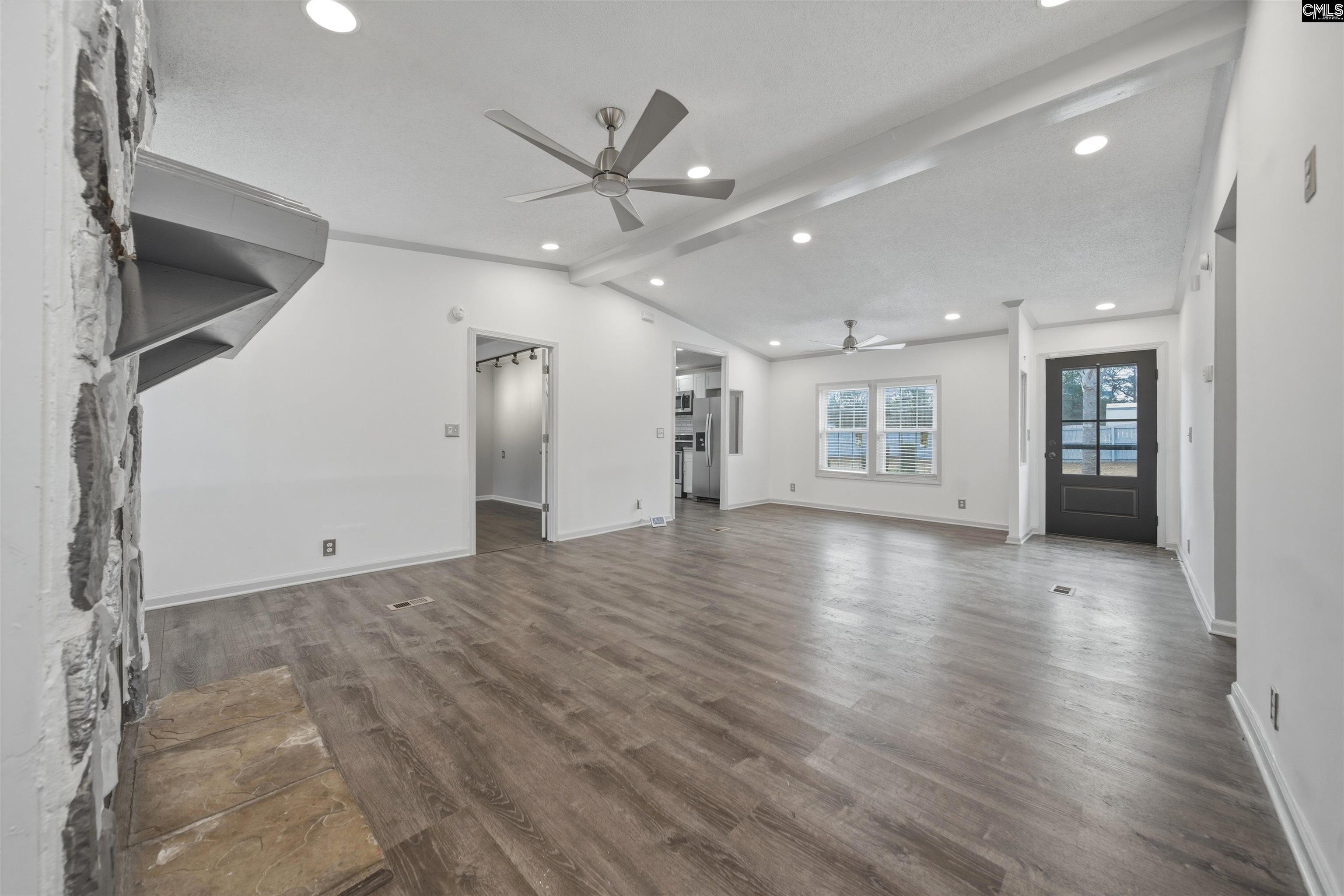 426 East Ridge Lugoff, SC 29078
