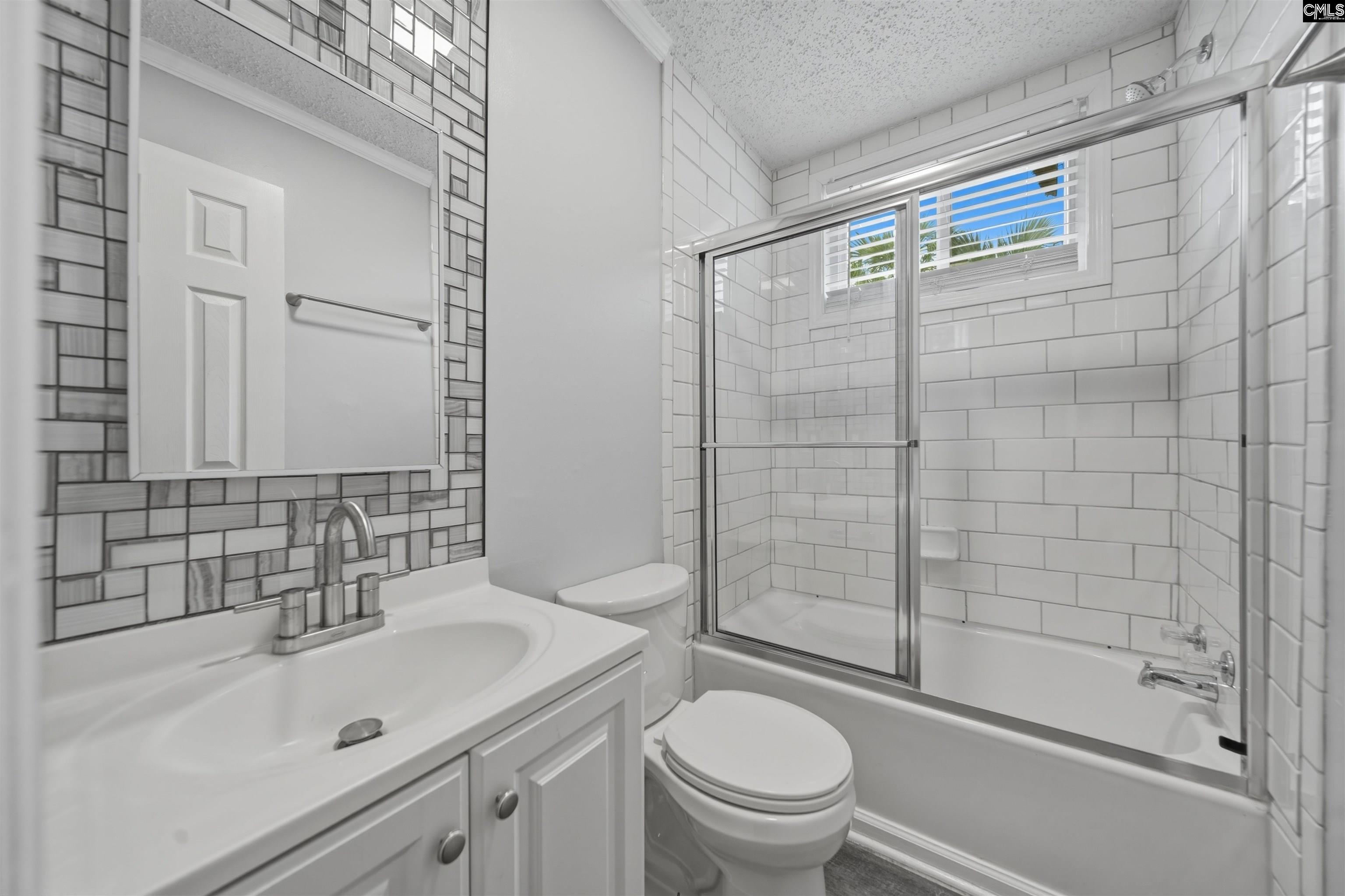 426 East Ridge Lugoff, SC 29078