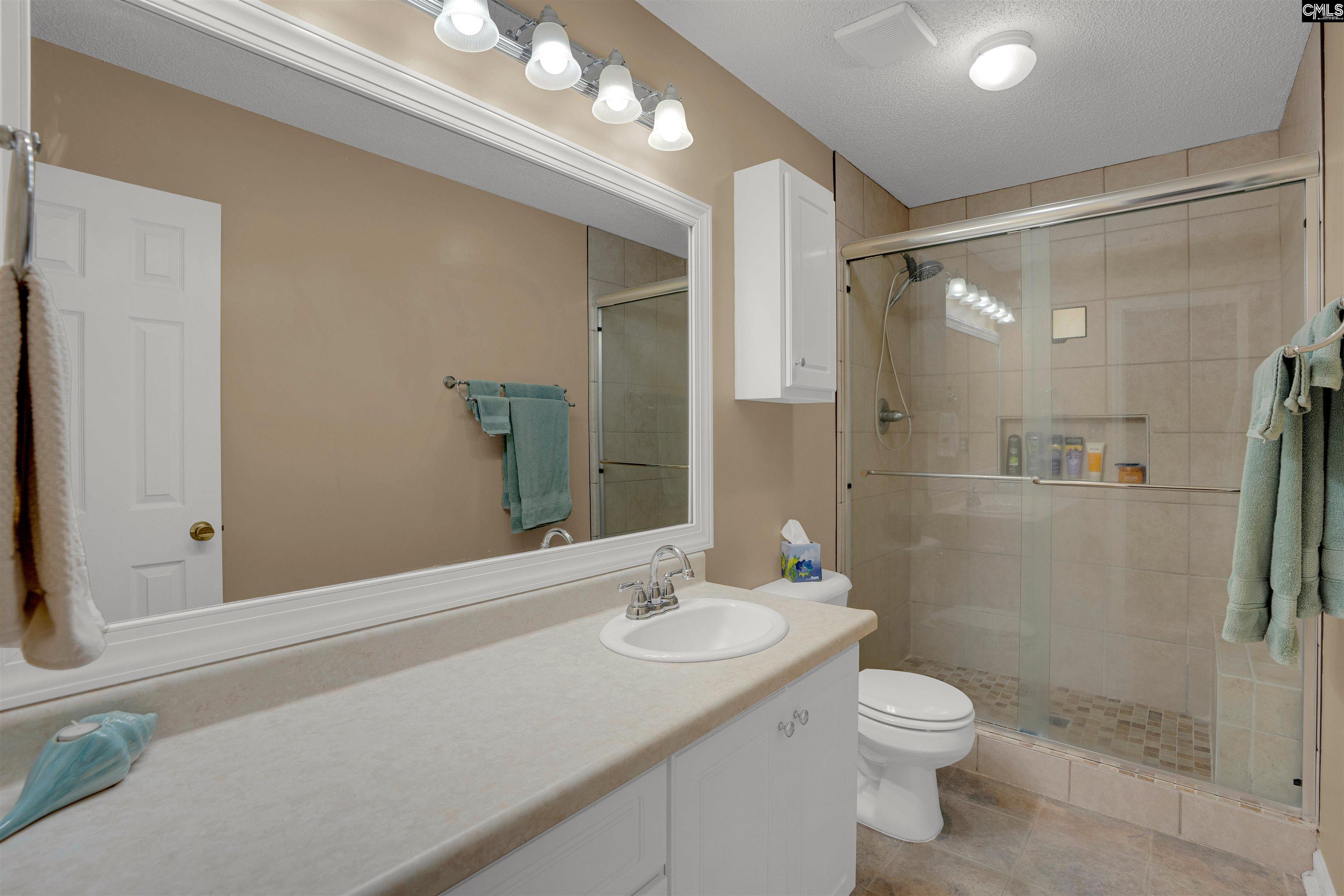 105 Thorn Tree Lane Columbia, SC 29212