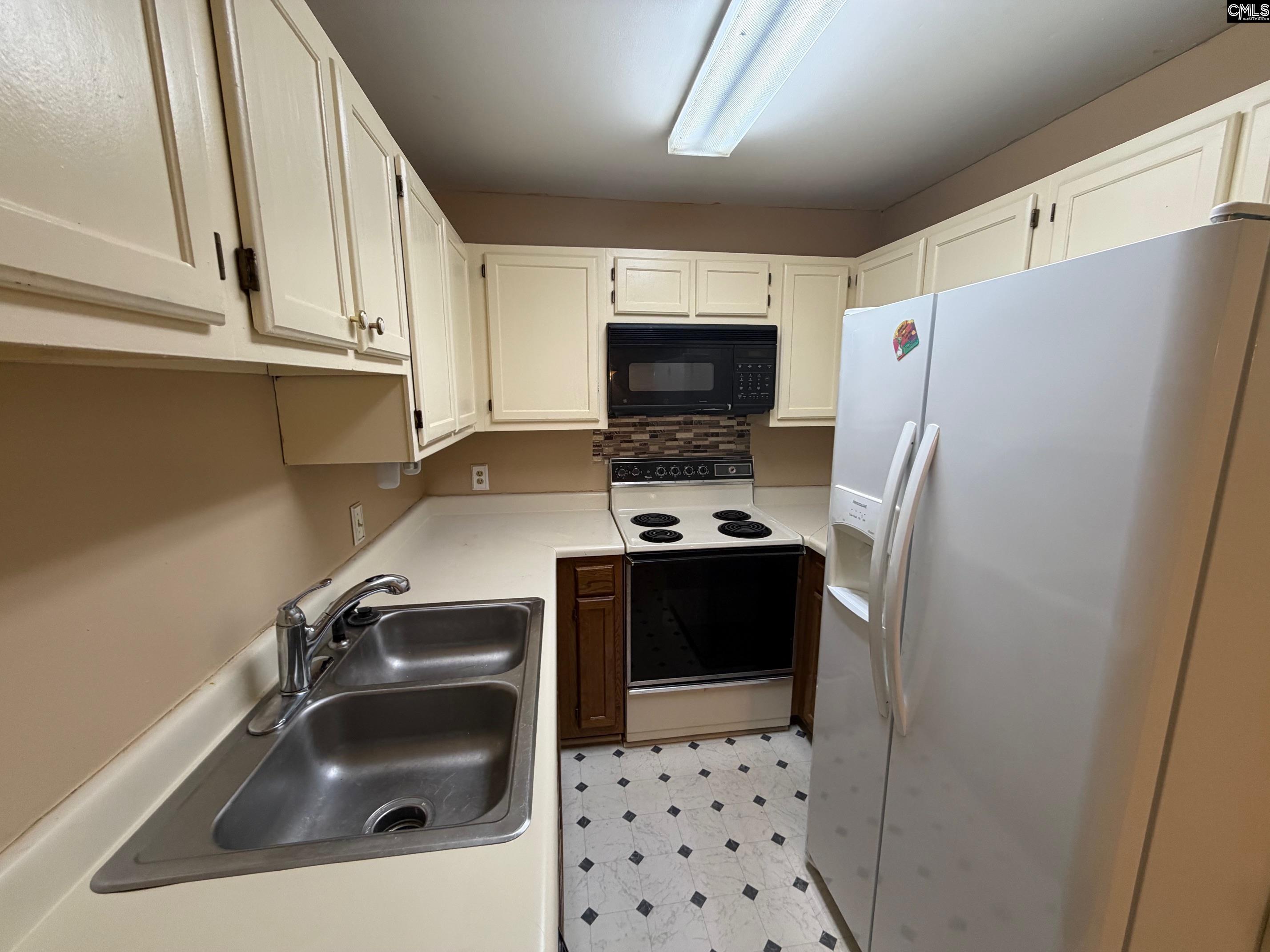 229 Windsor Point Road Columbia, SC 29223