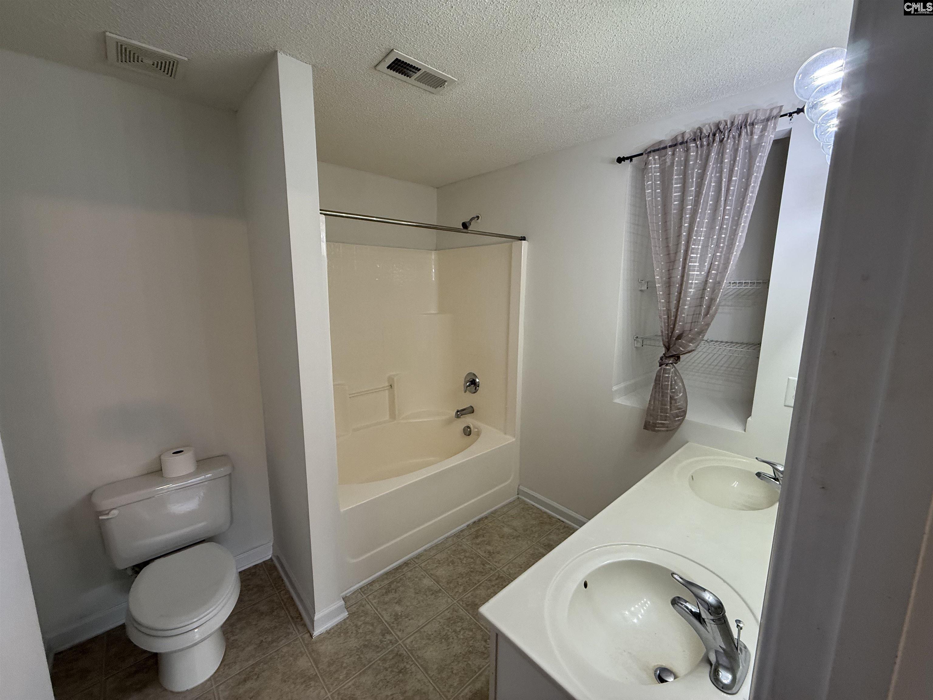 438 Grand National Lane Elgin, SC 29045