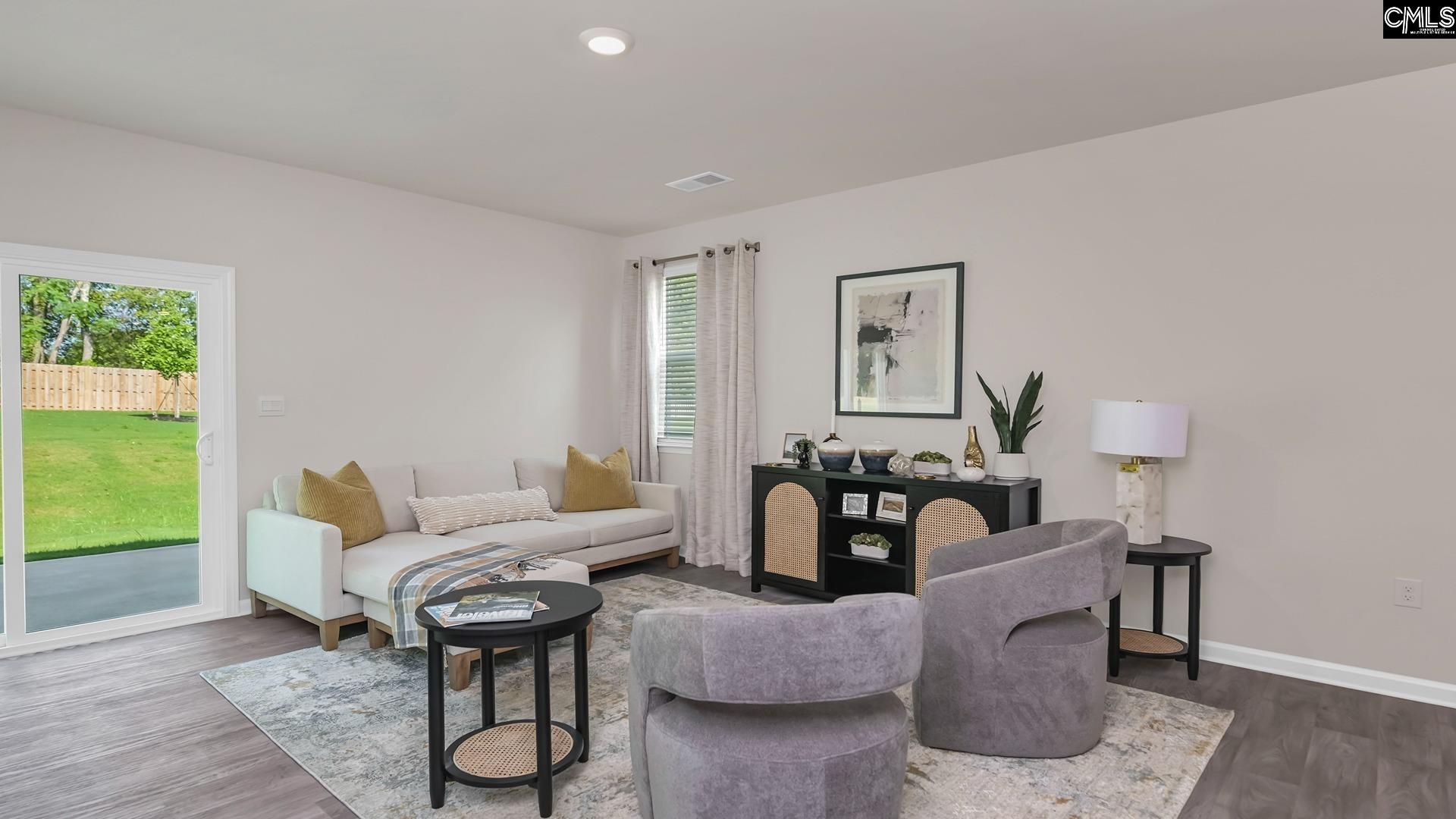 1033 Grand Oaks Drive Columbia, SC 29203