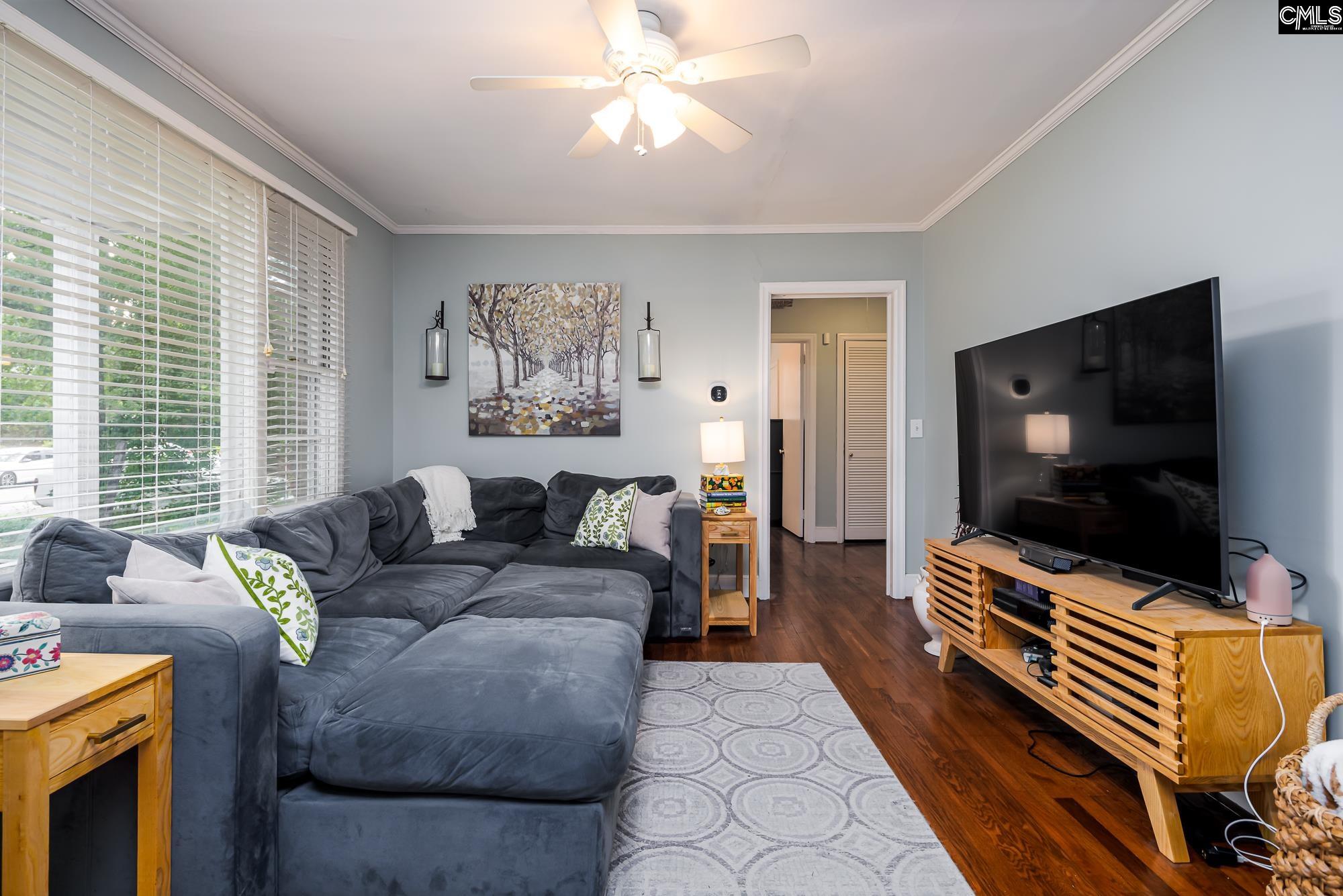 3963 Live Oak Street Columbia, SC 29205
