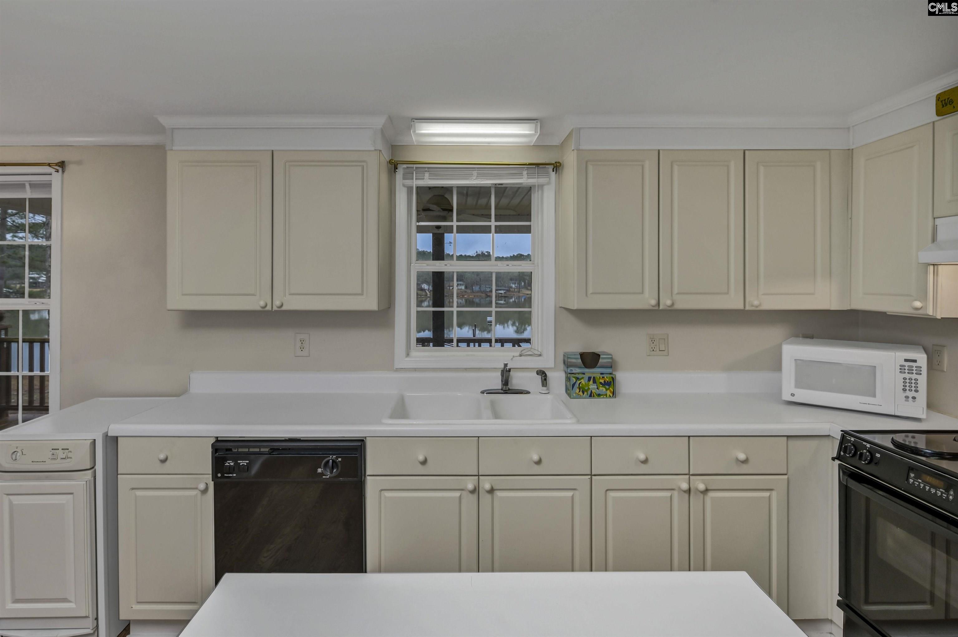 1383 Kingfisher Drive Ridgeway, SC 29130