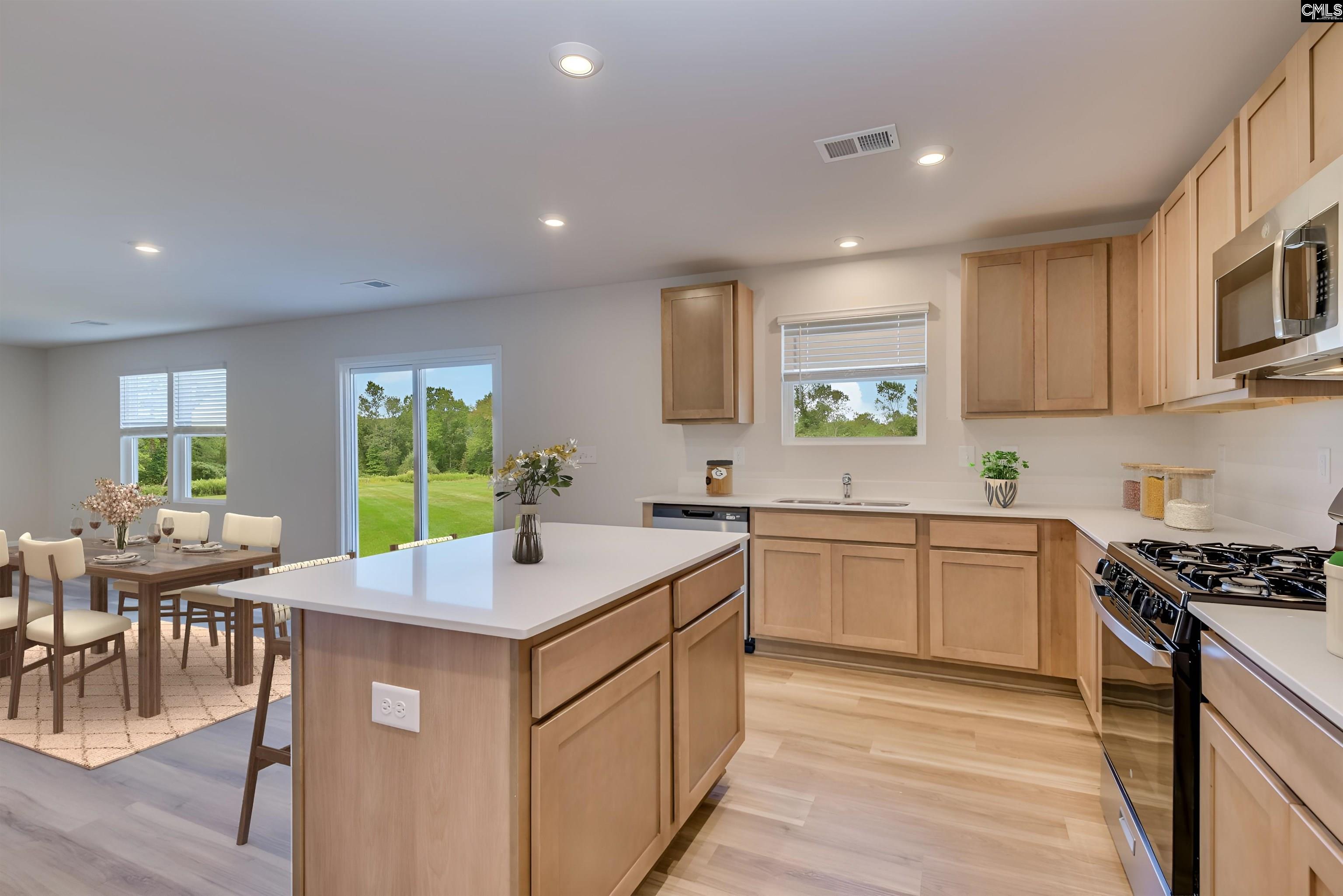 156 Kingfield Drive Hopkins, SC 29061