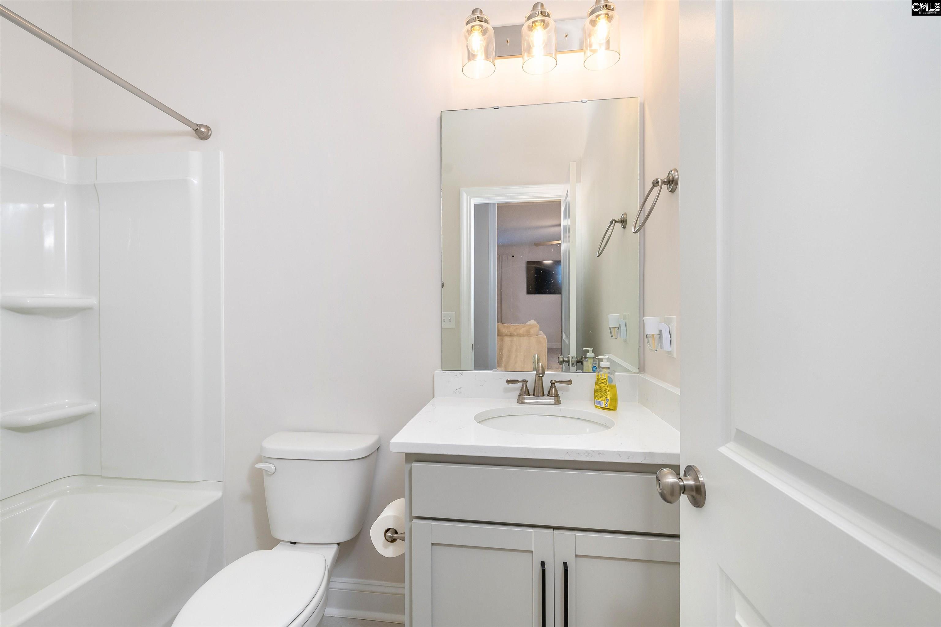 29 Coltswood Ln Elgin, SC 29045