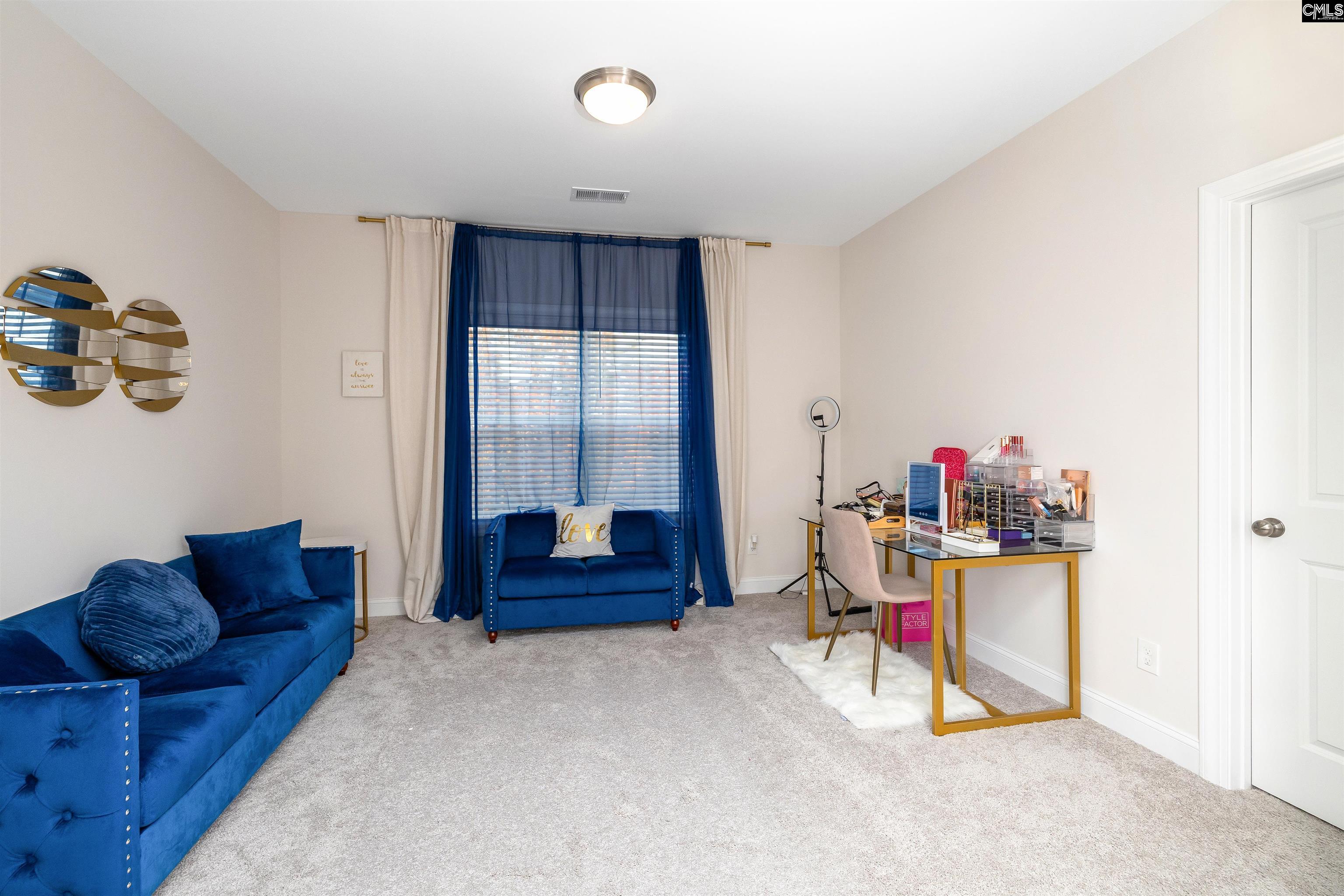29 Coltswood Ln Elgin, SC 29045