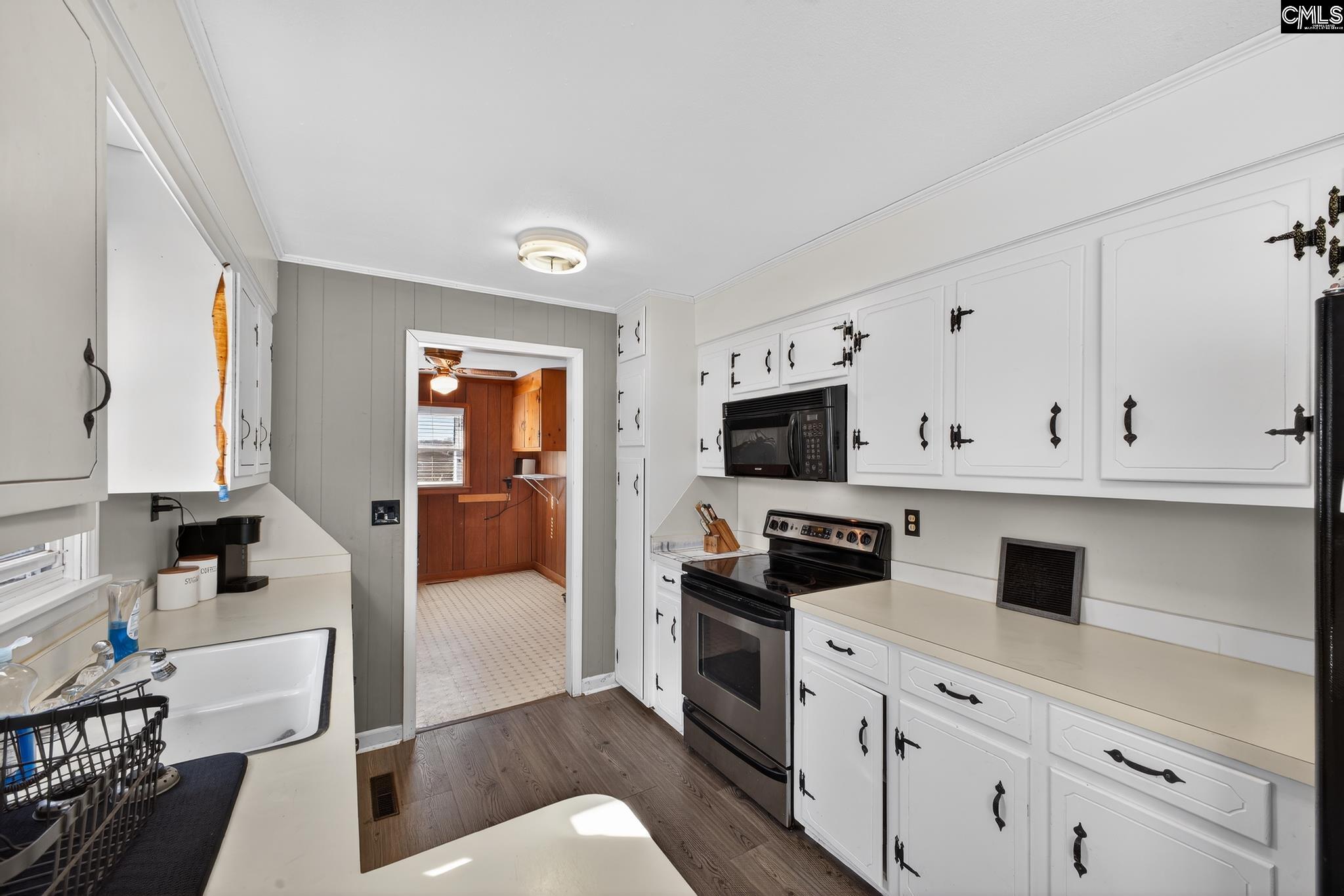 4462 Festival Trail Road Wagener, SC 29164