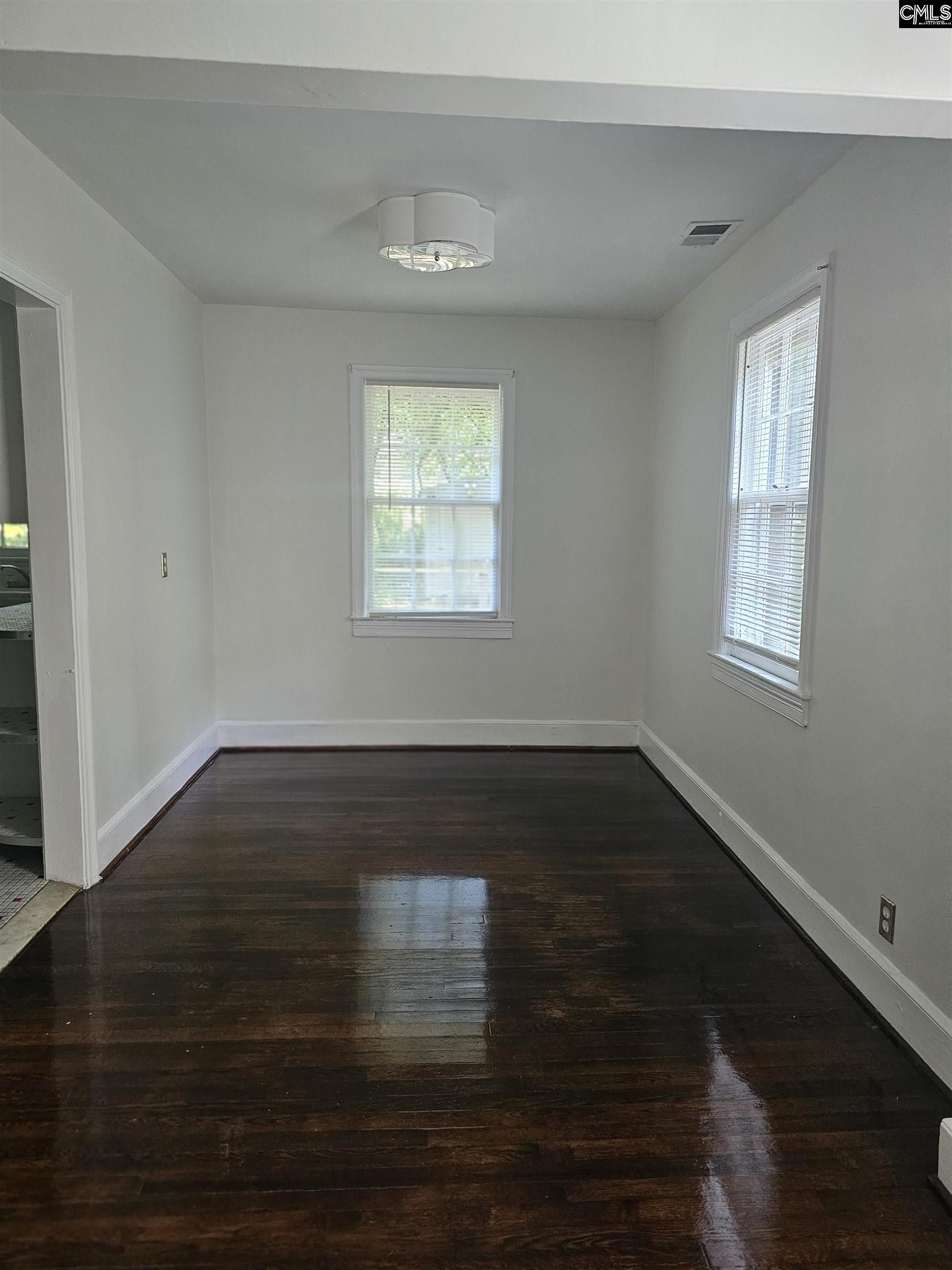 3947 Live Oak Street Columbia, SC 29205