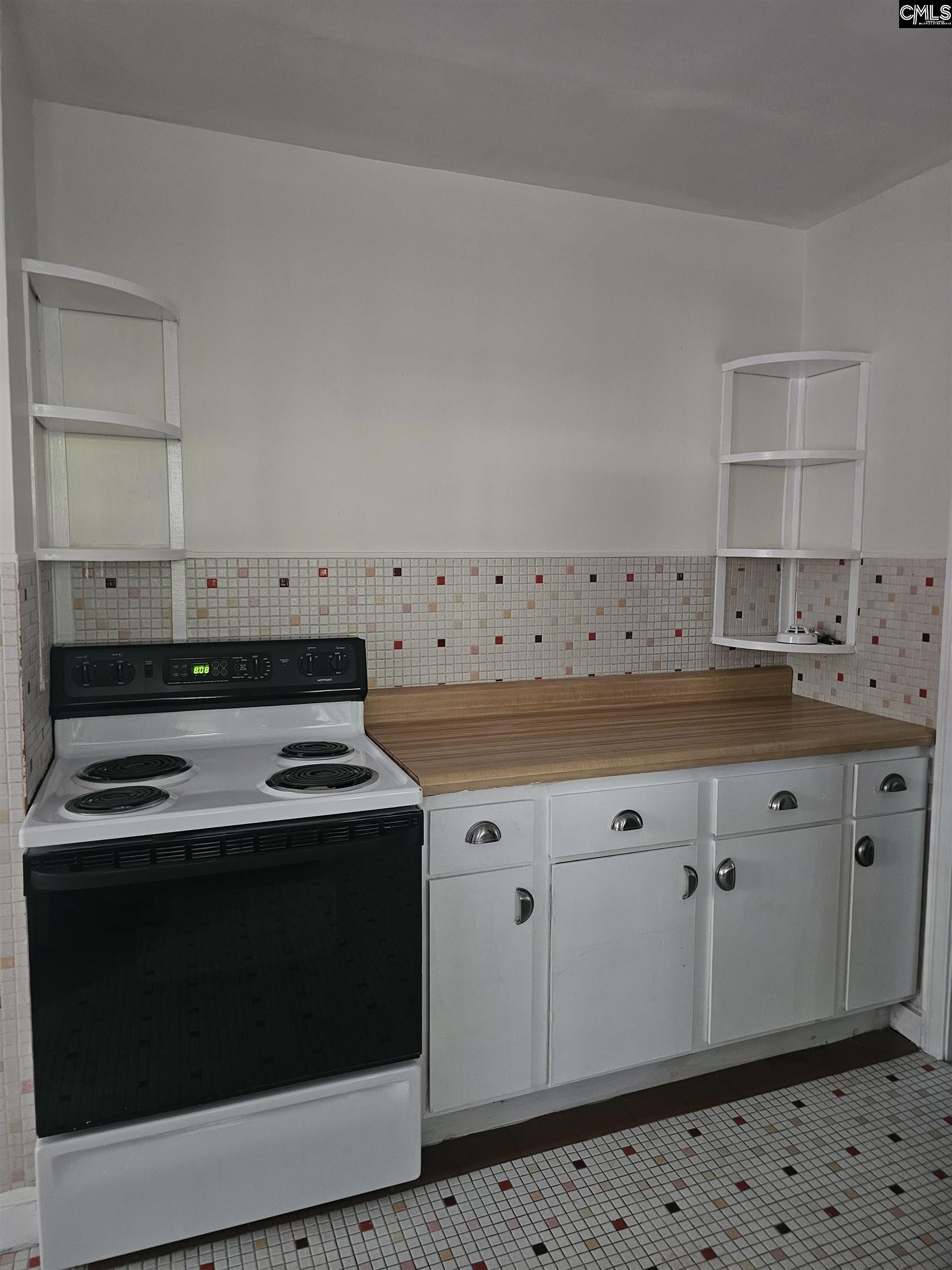 3947 Live Oak Street Columbia, SC 29205