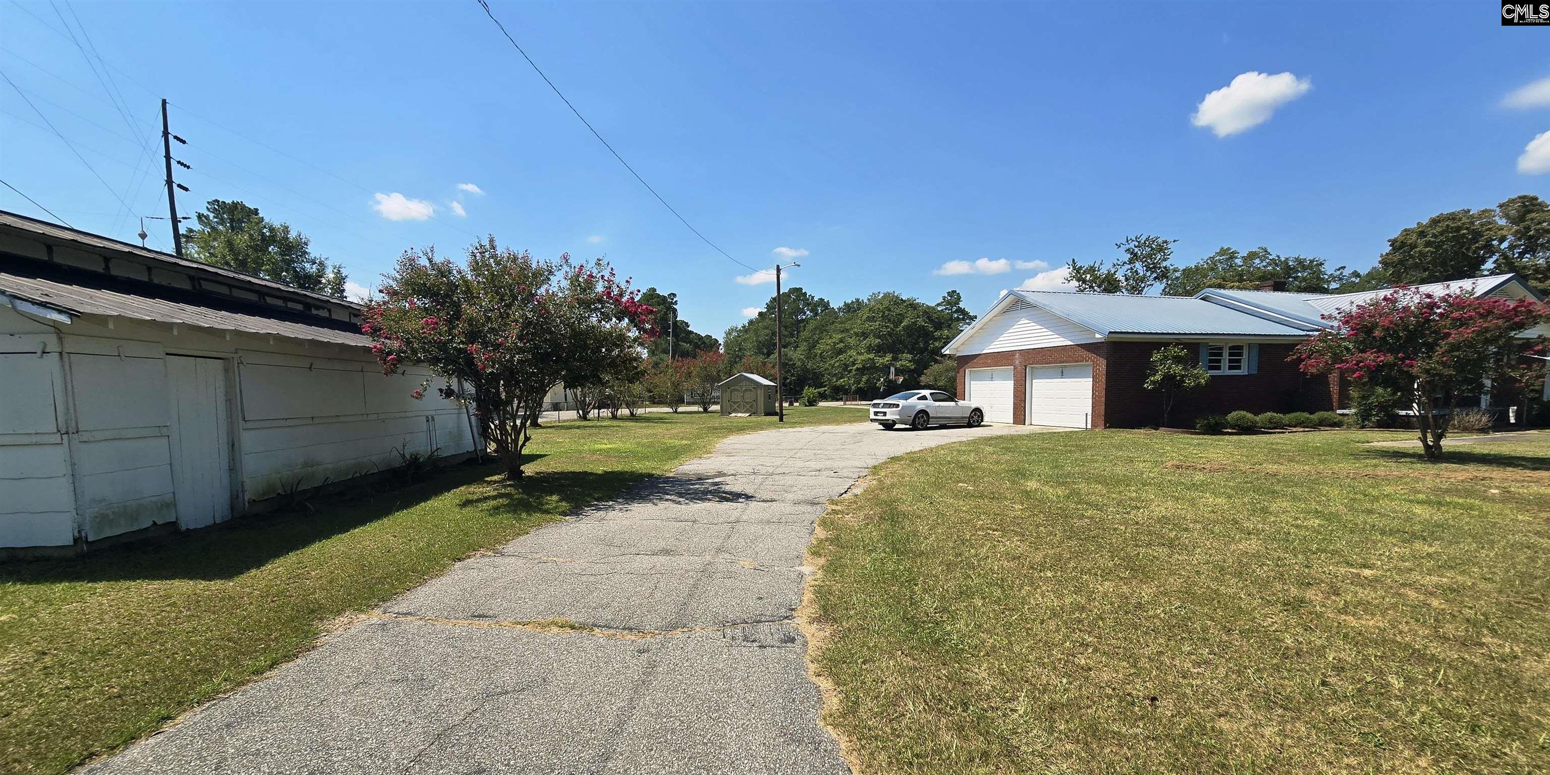 155 S East Ave Leesville, SC 29070