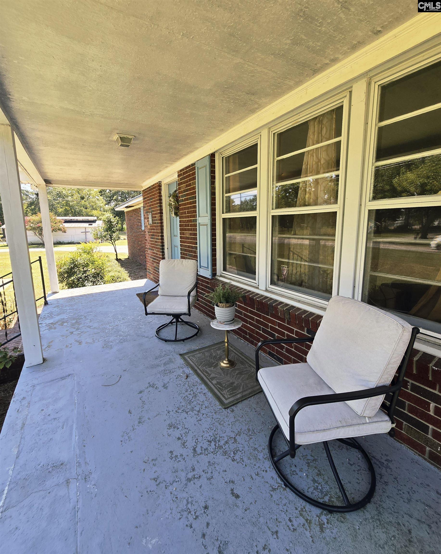 155 S East Ave Leesville, SC 29070