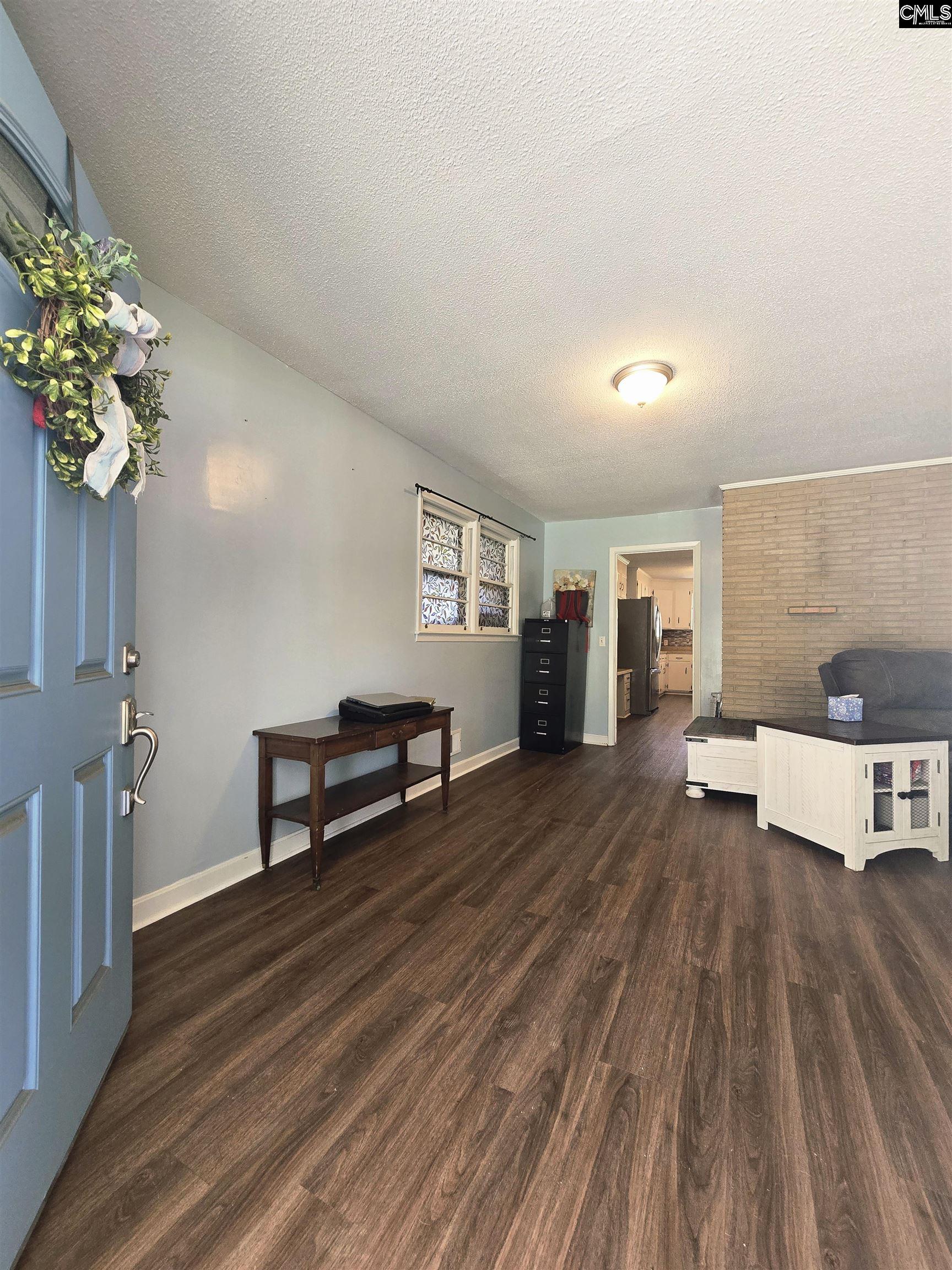 155 S East Ave Leesville, SC 29070