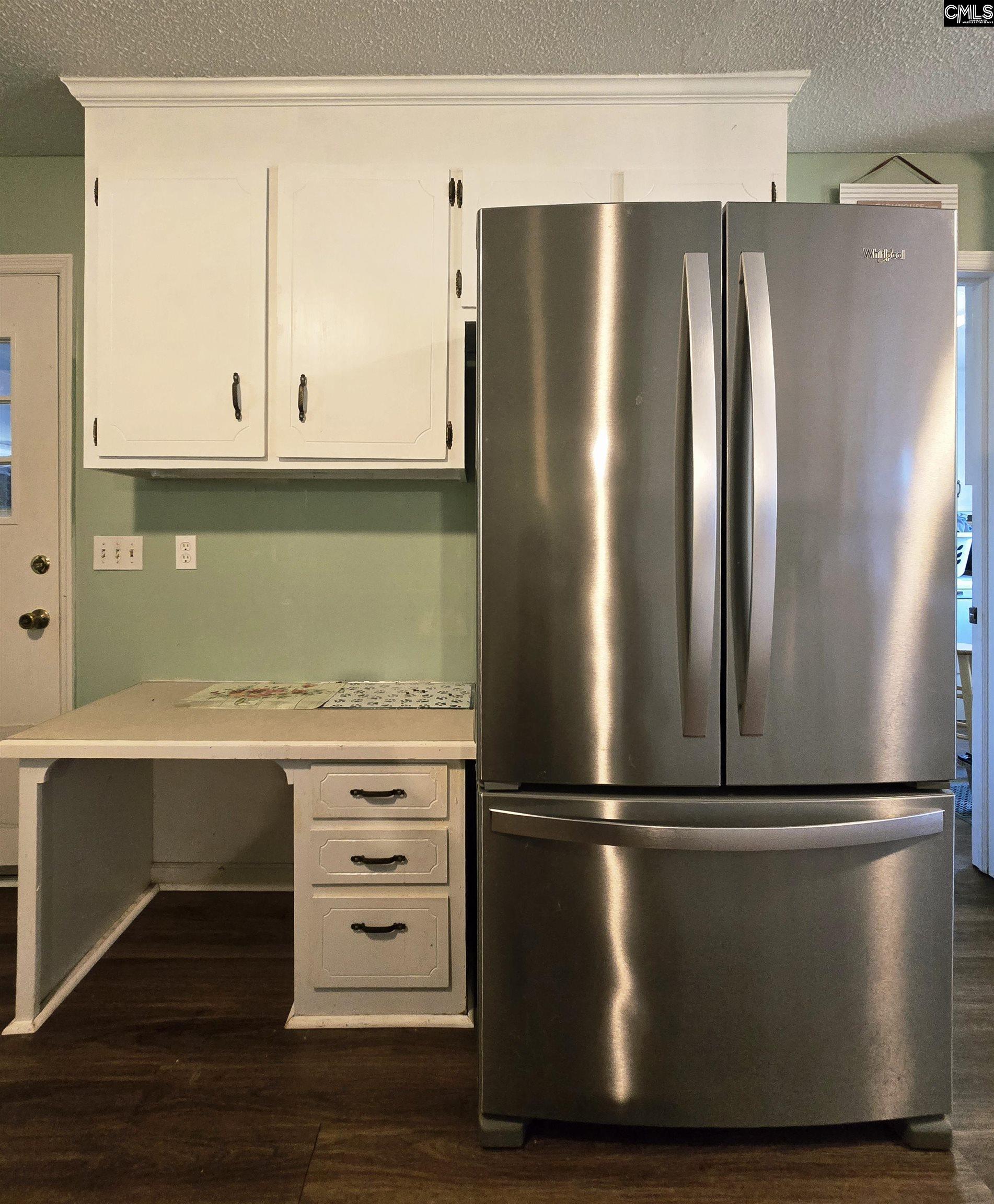 155 S East Ave Leesville, SC 29070