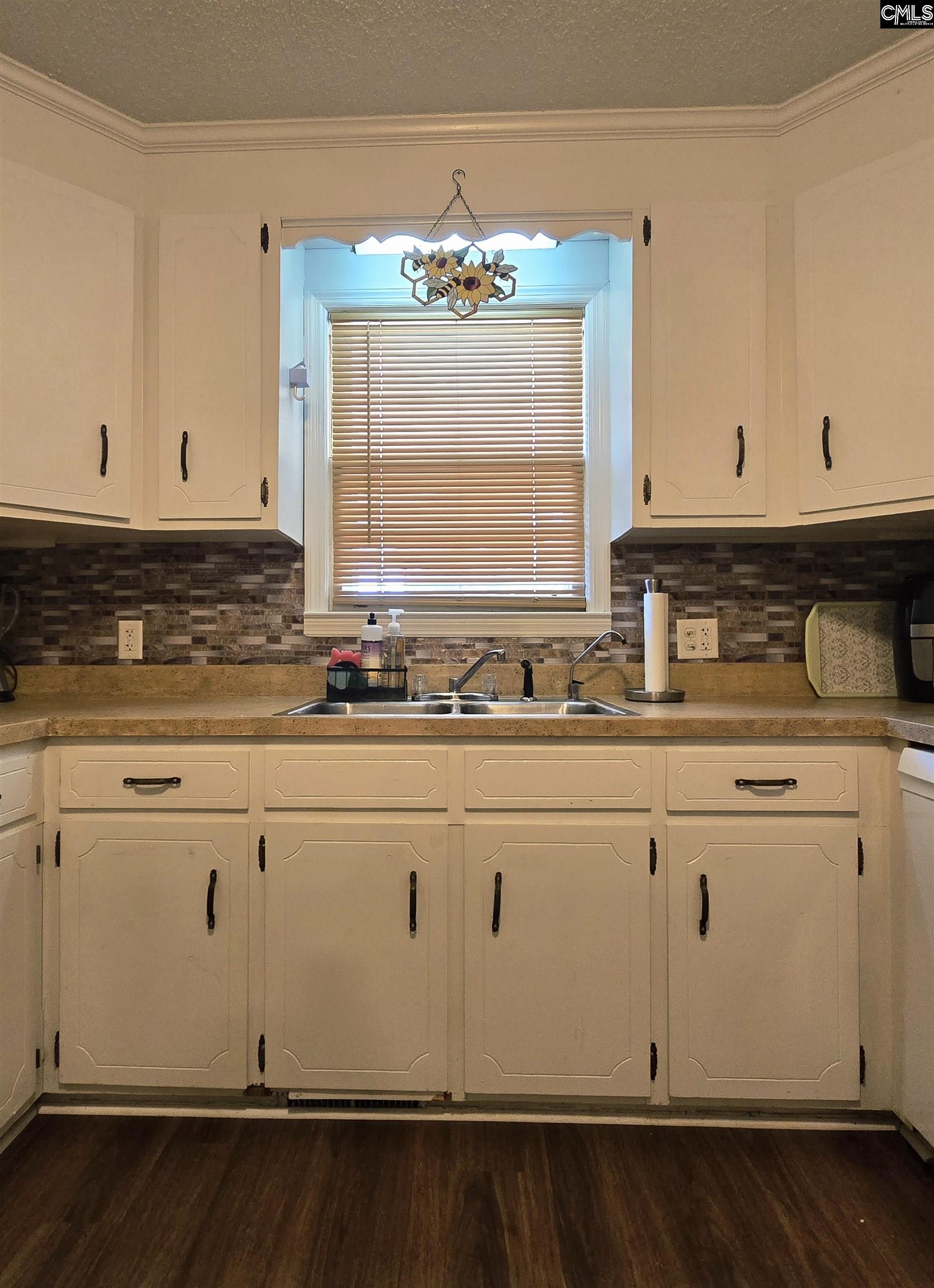 155 S East Ave Leesville, SC 29070