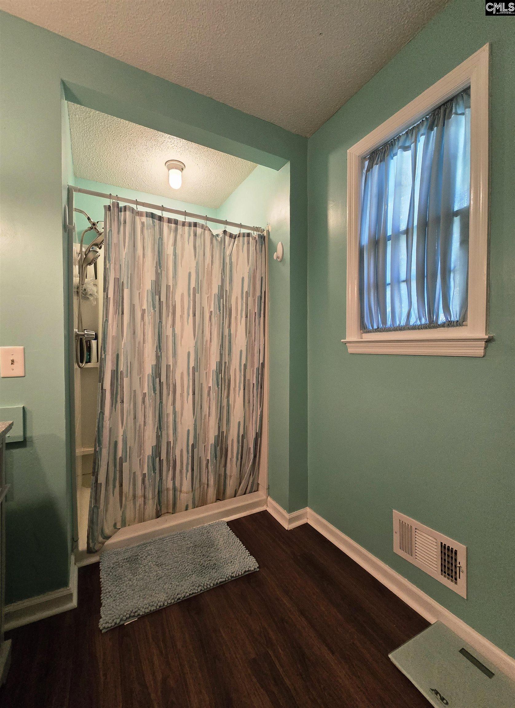 155 S East Ave Leesville, SC 29070