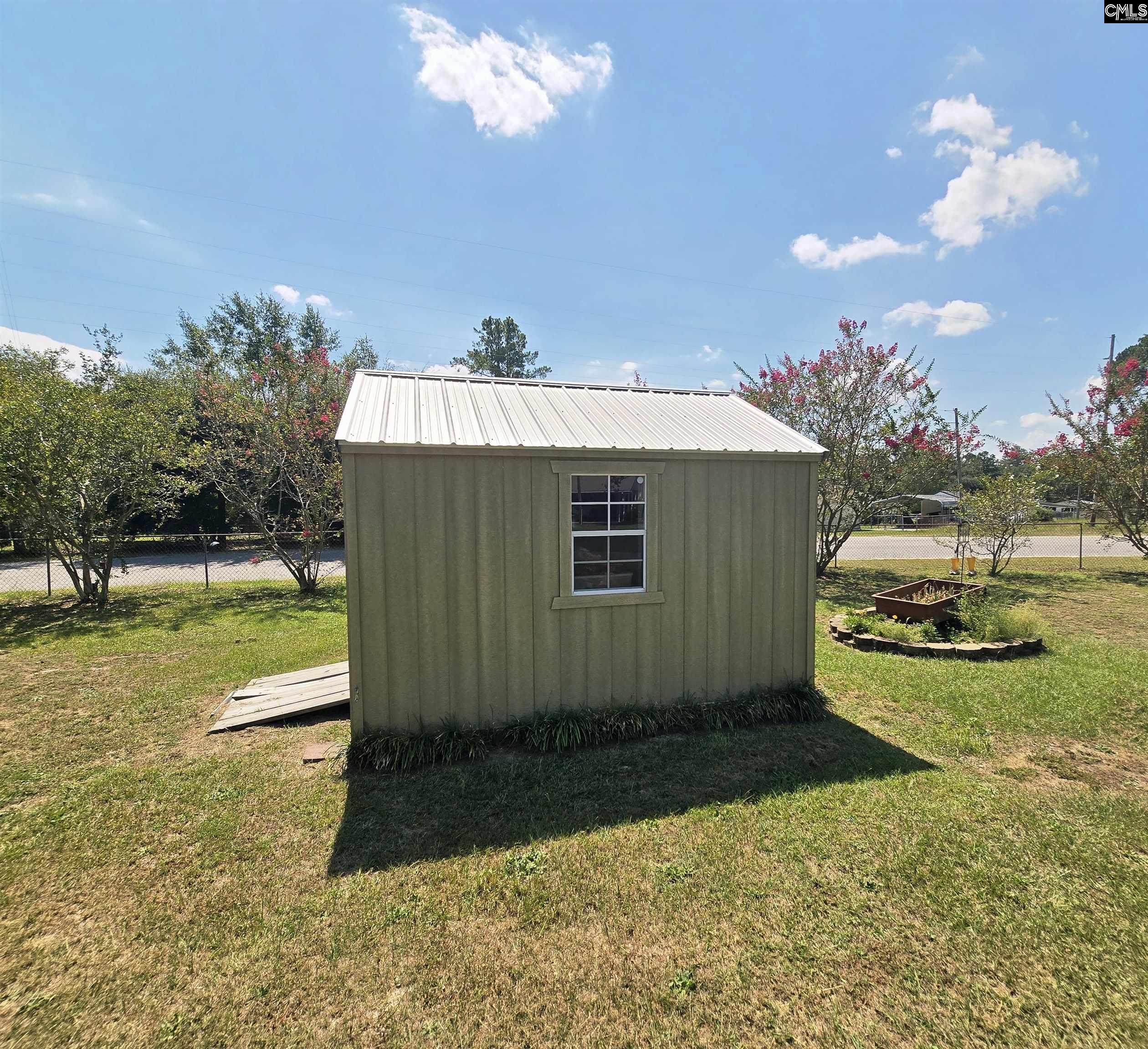 155 S East Ave Leesville, SC 29070
