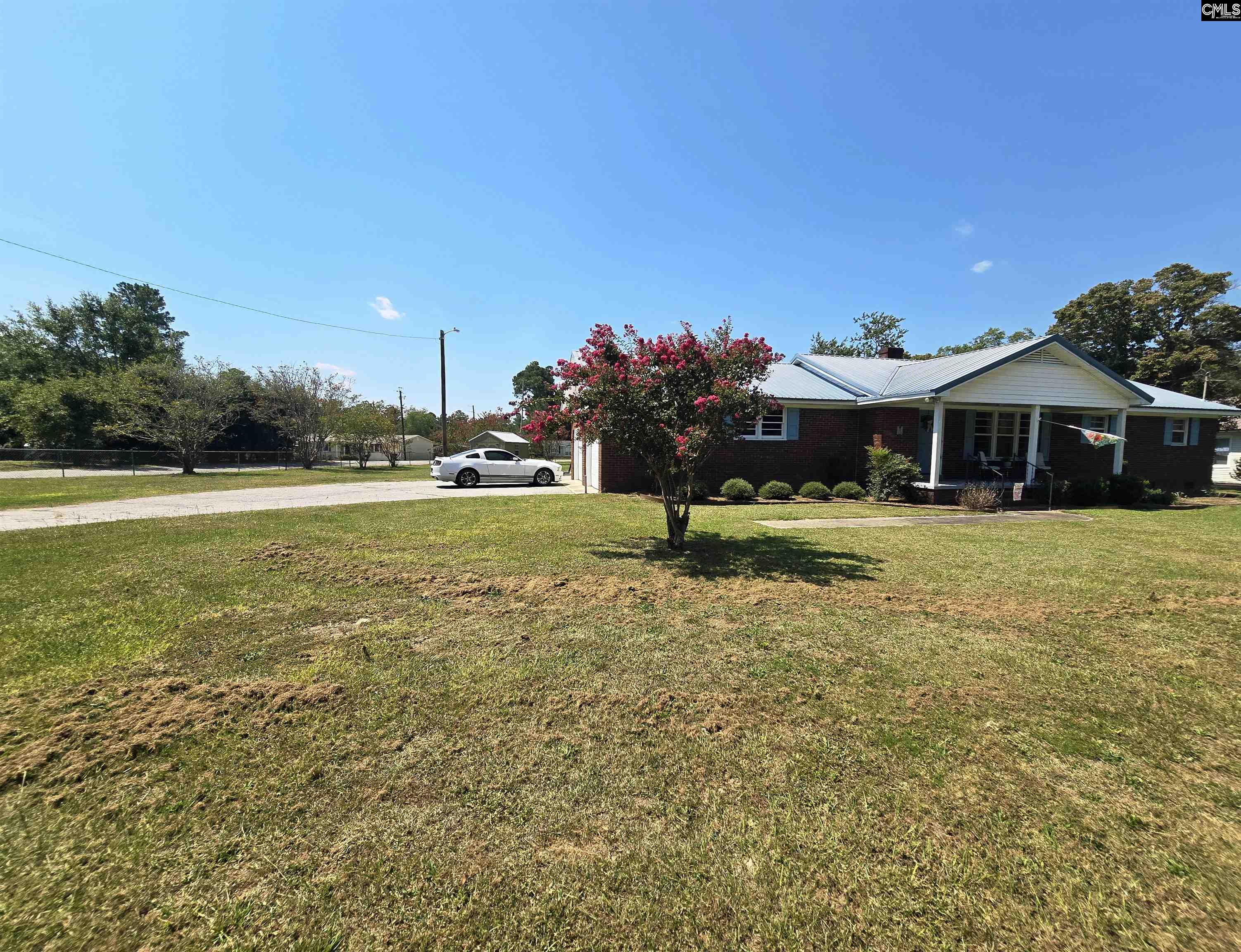 155 S East Ave Leesville, SC 29070
