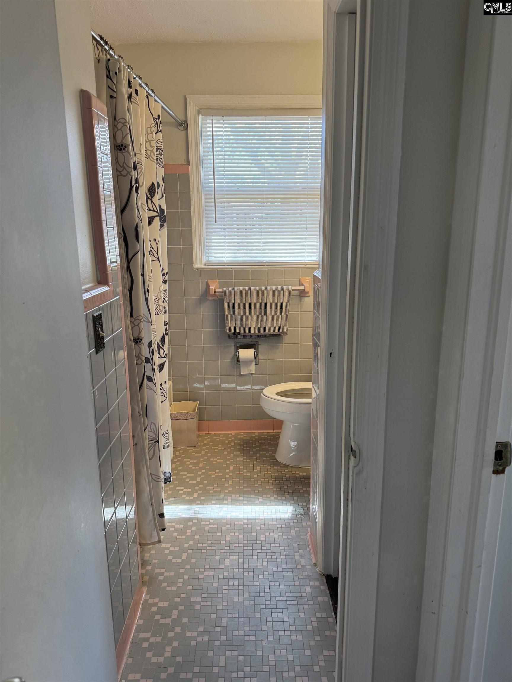 1916 Audubon Avenue Columbia, SC 29223-3513