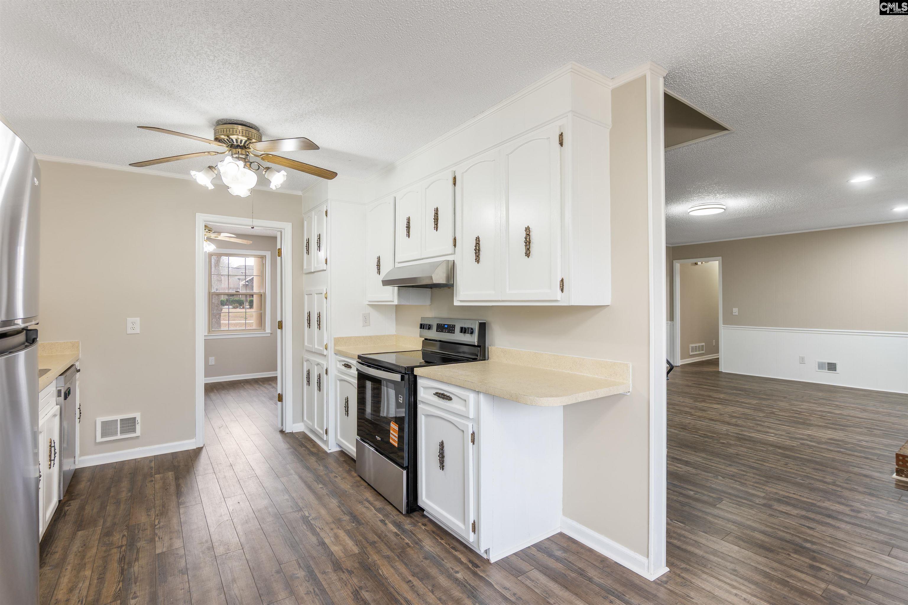 122 Old Chapin Road Lexington, SC 29072