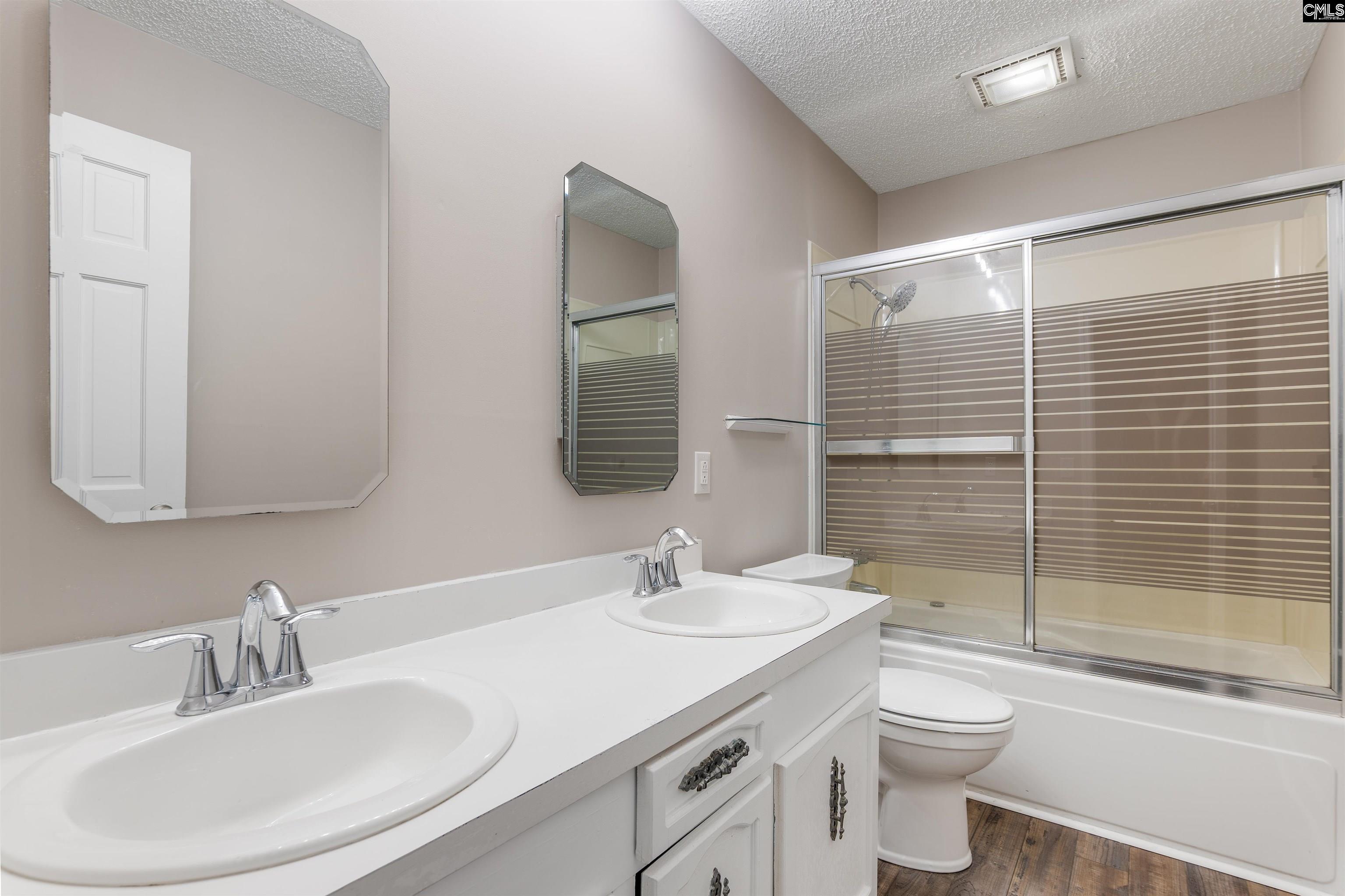 122 Old Chapin Road Lexington, SC 29072