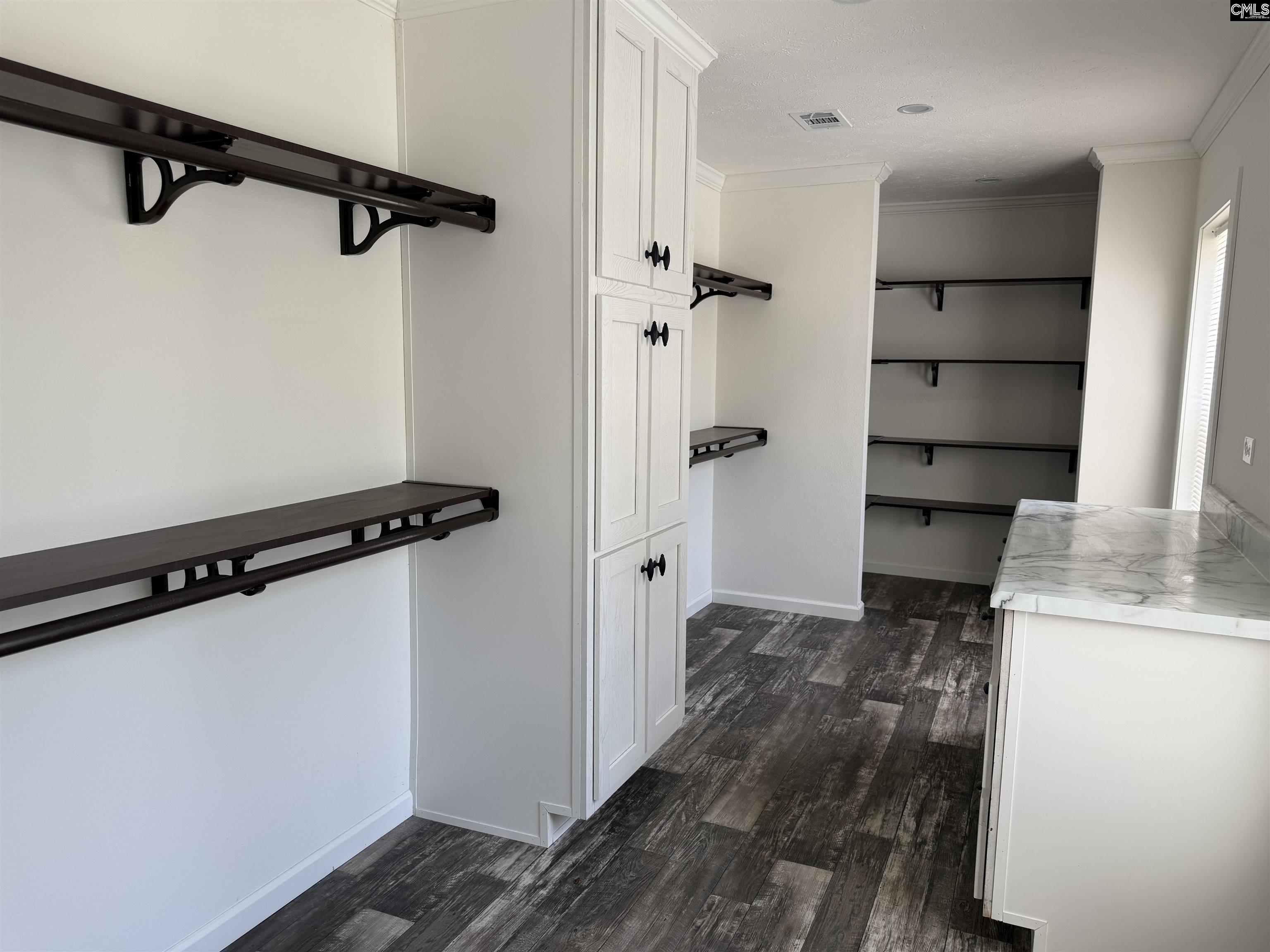 7533 Old Number Six Highway Santee, SC 29142-9096