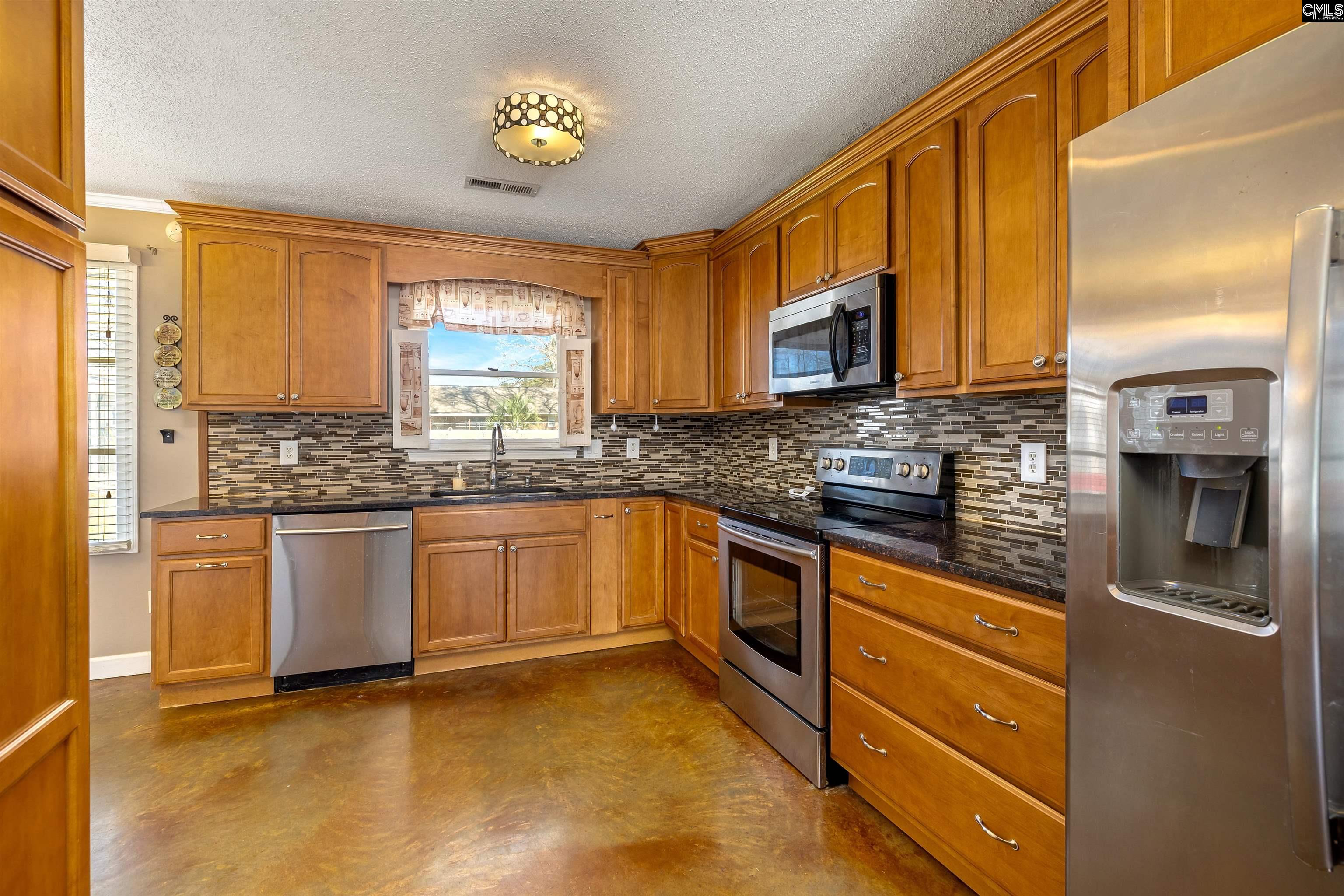 2285 Treetop Lane Sumter, SC 29154