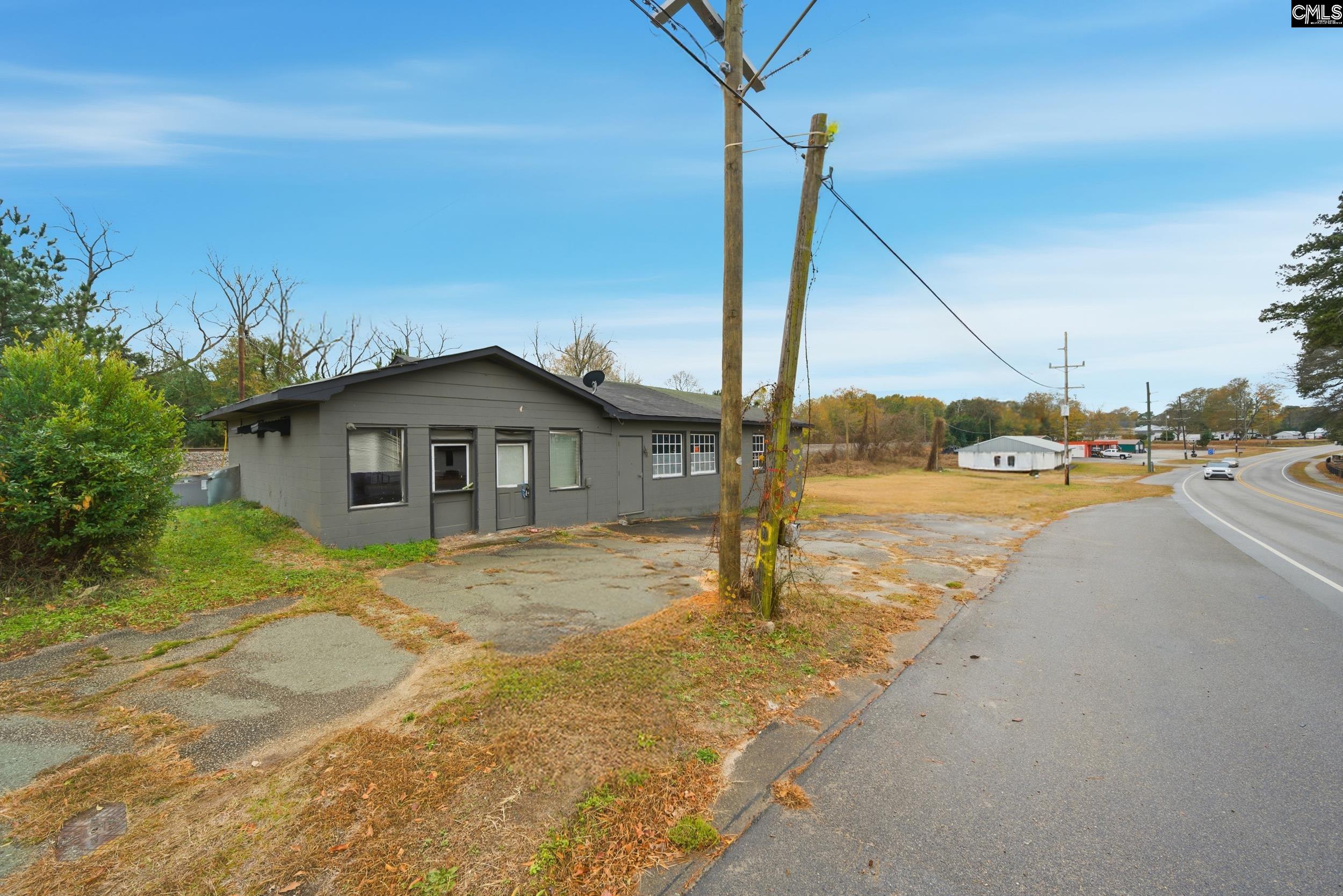 326 E Church Street Leesville, SC 29070-7724