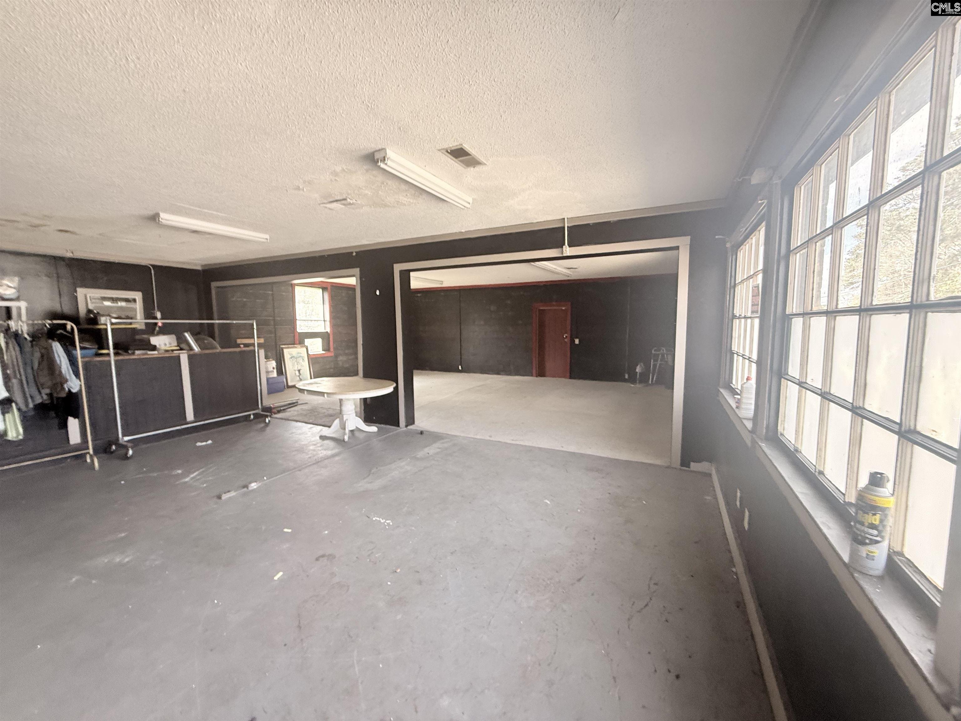 326 E Church Street Leesville, SC 29070-7724