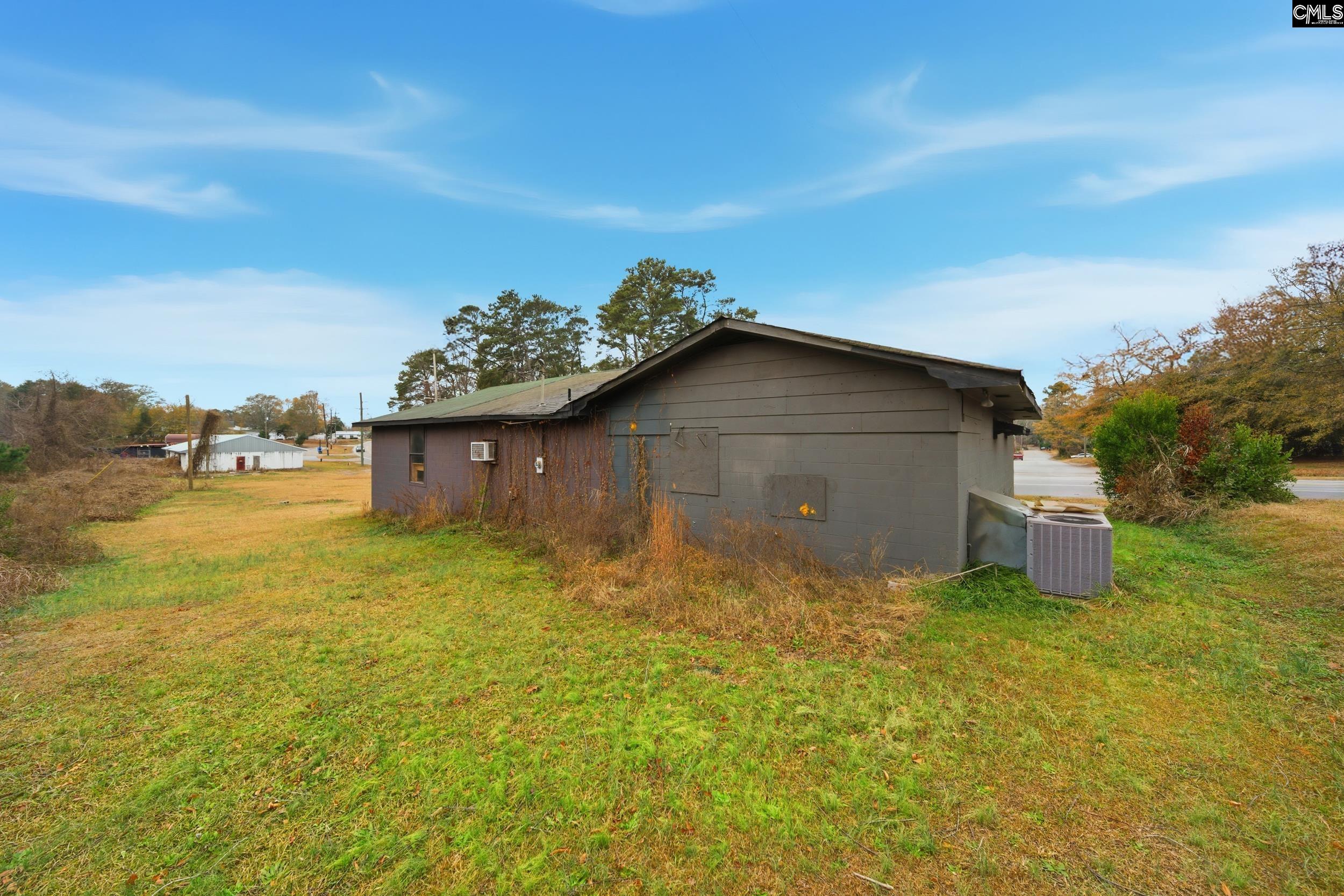 326 E Church Street Leesville, SC 29070-7724