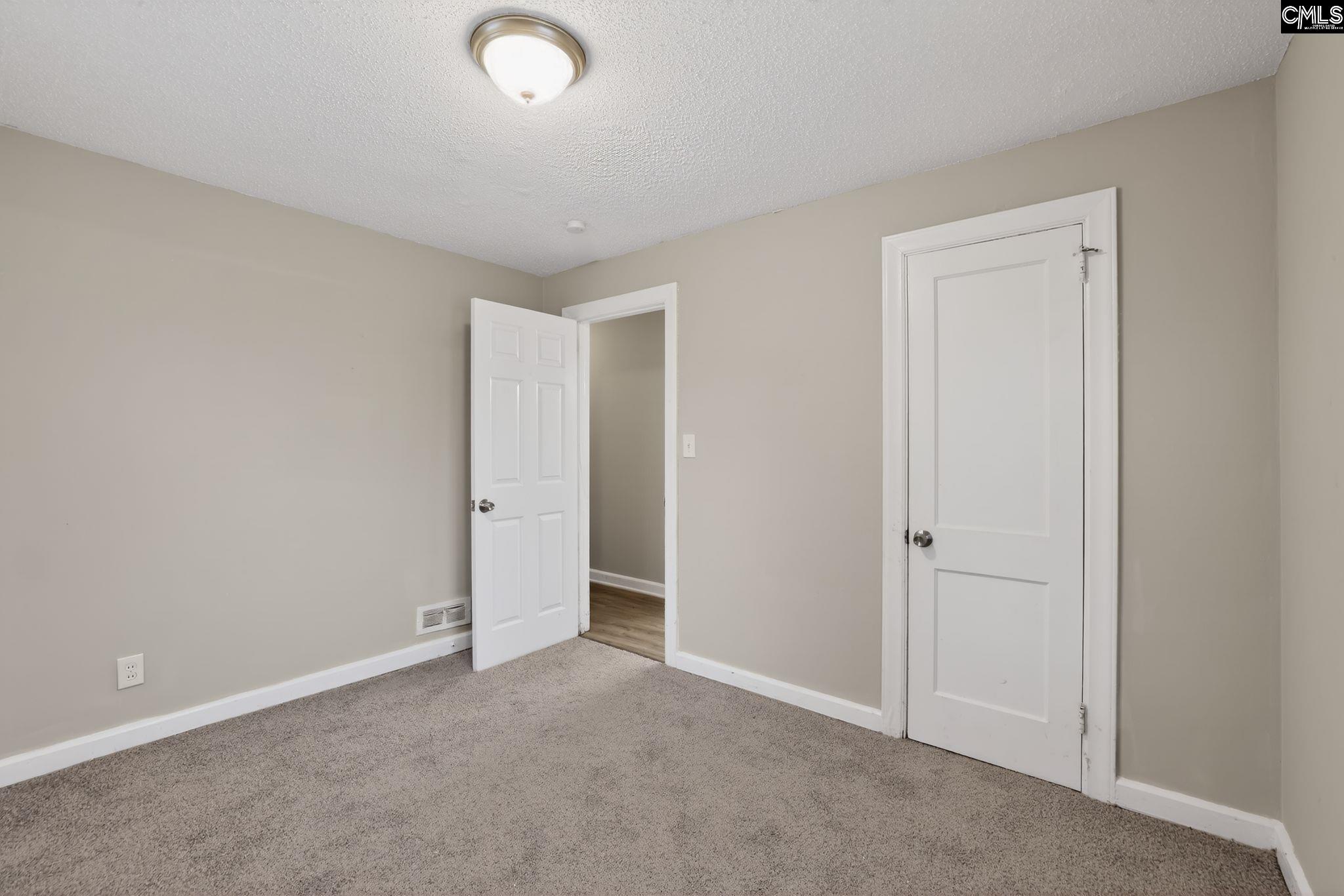 325 Merideth Circle Spartanburg, SC 29306-4018